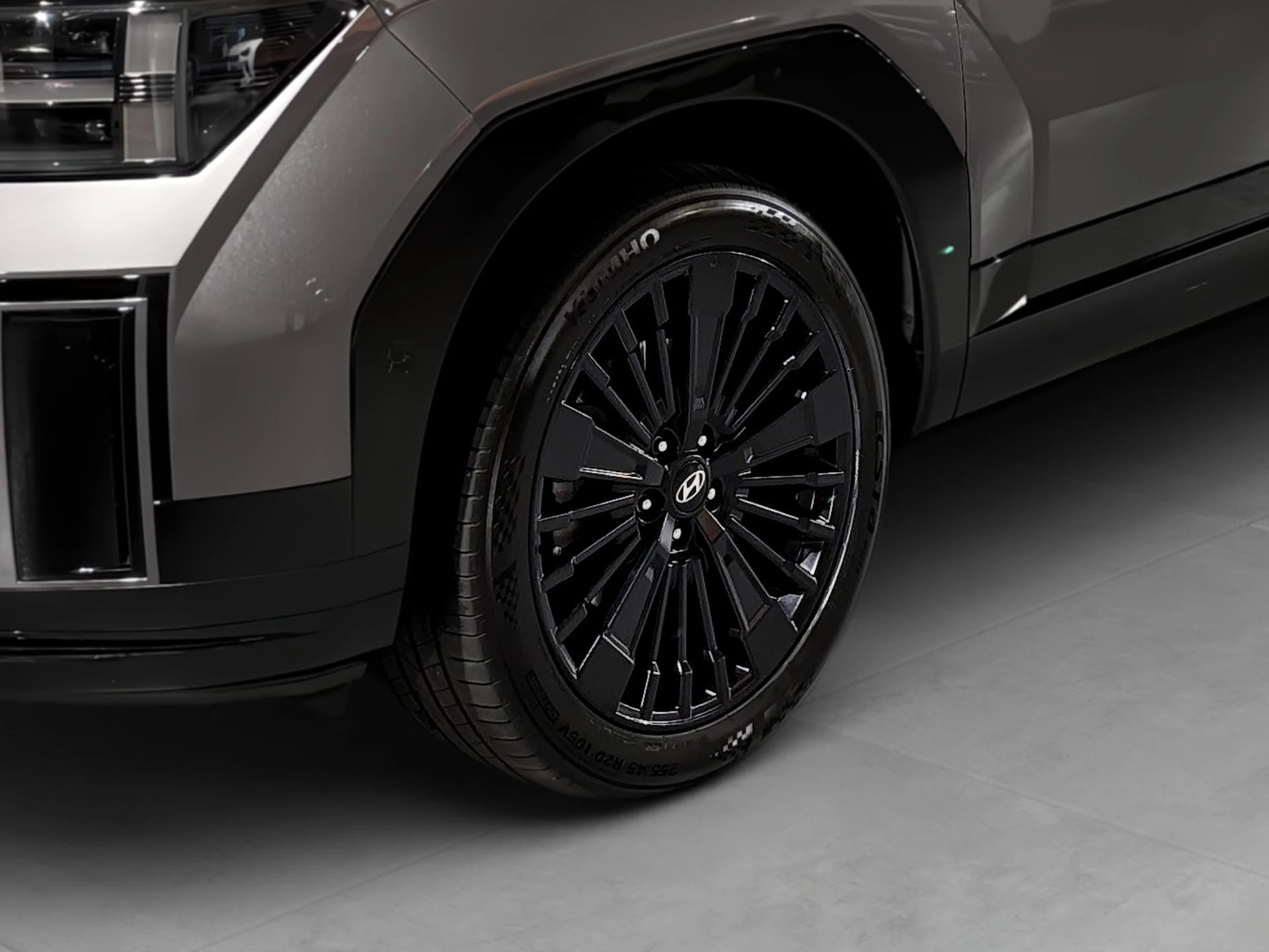 Hyundai-Santa Fe-image-13