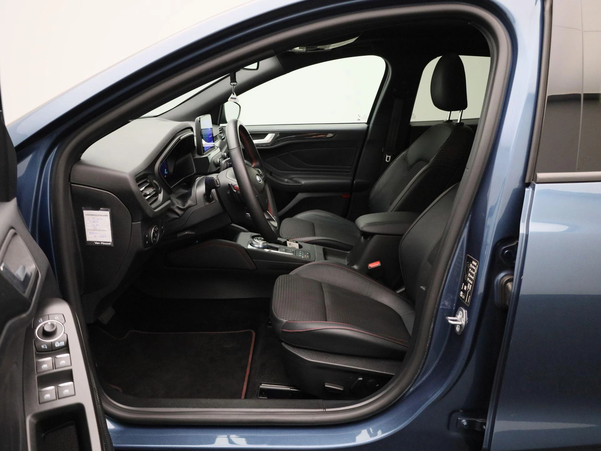 Ford Focus Wagon 1.5 EcoBoost ST Line X Business
