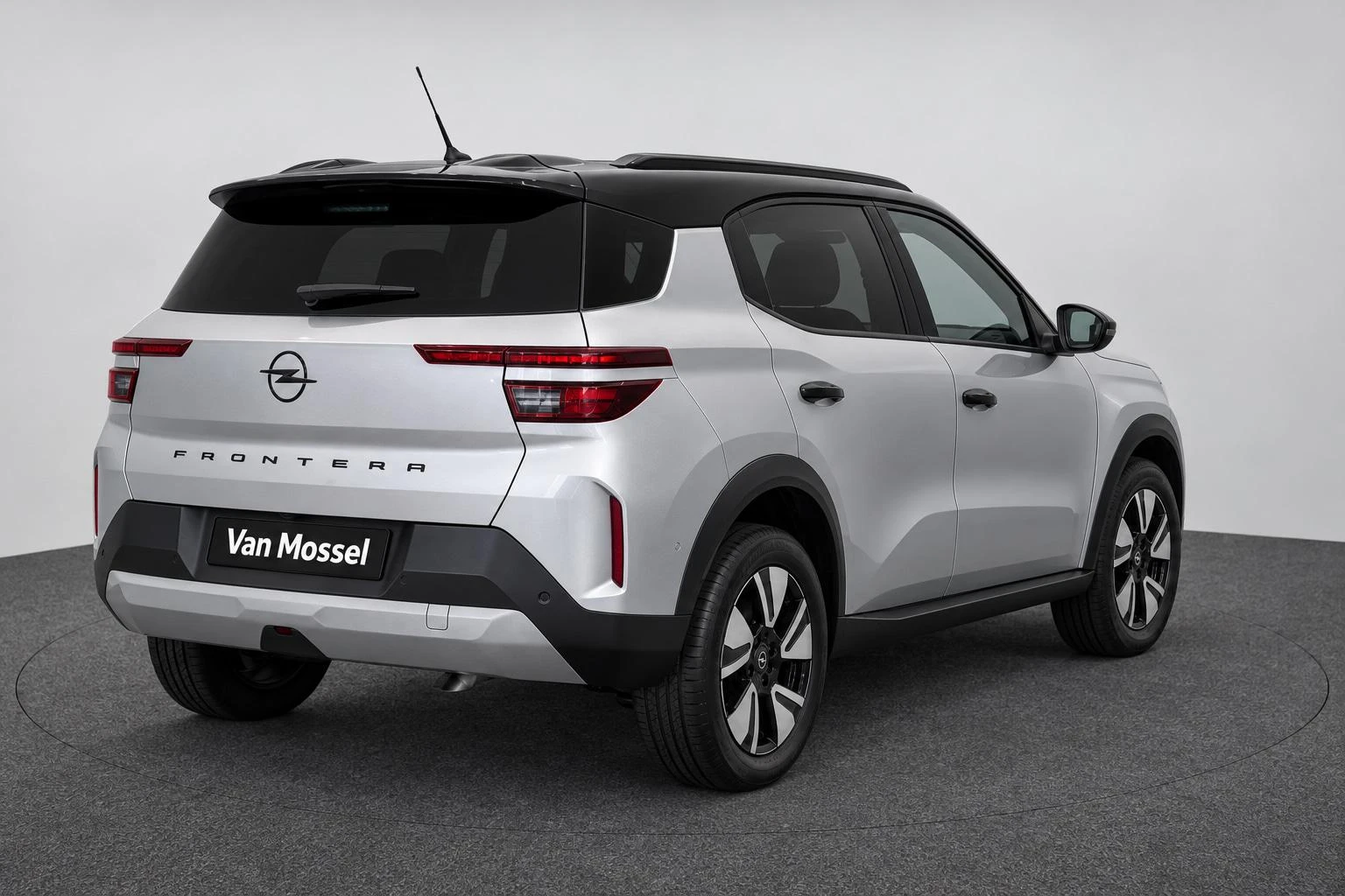 Opel-Frontera-image-4
