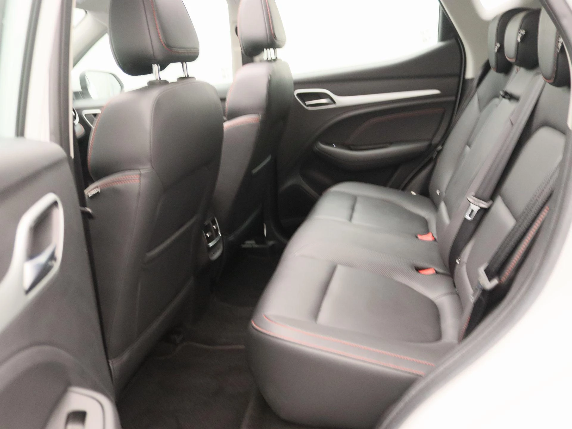 MG-ZS EV-image-14