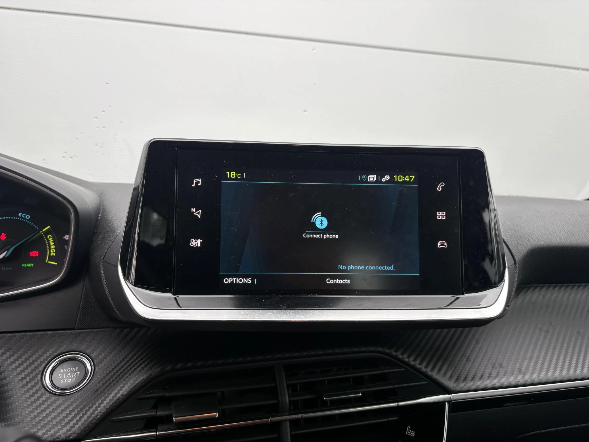 Peugeot-e-208-image-18