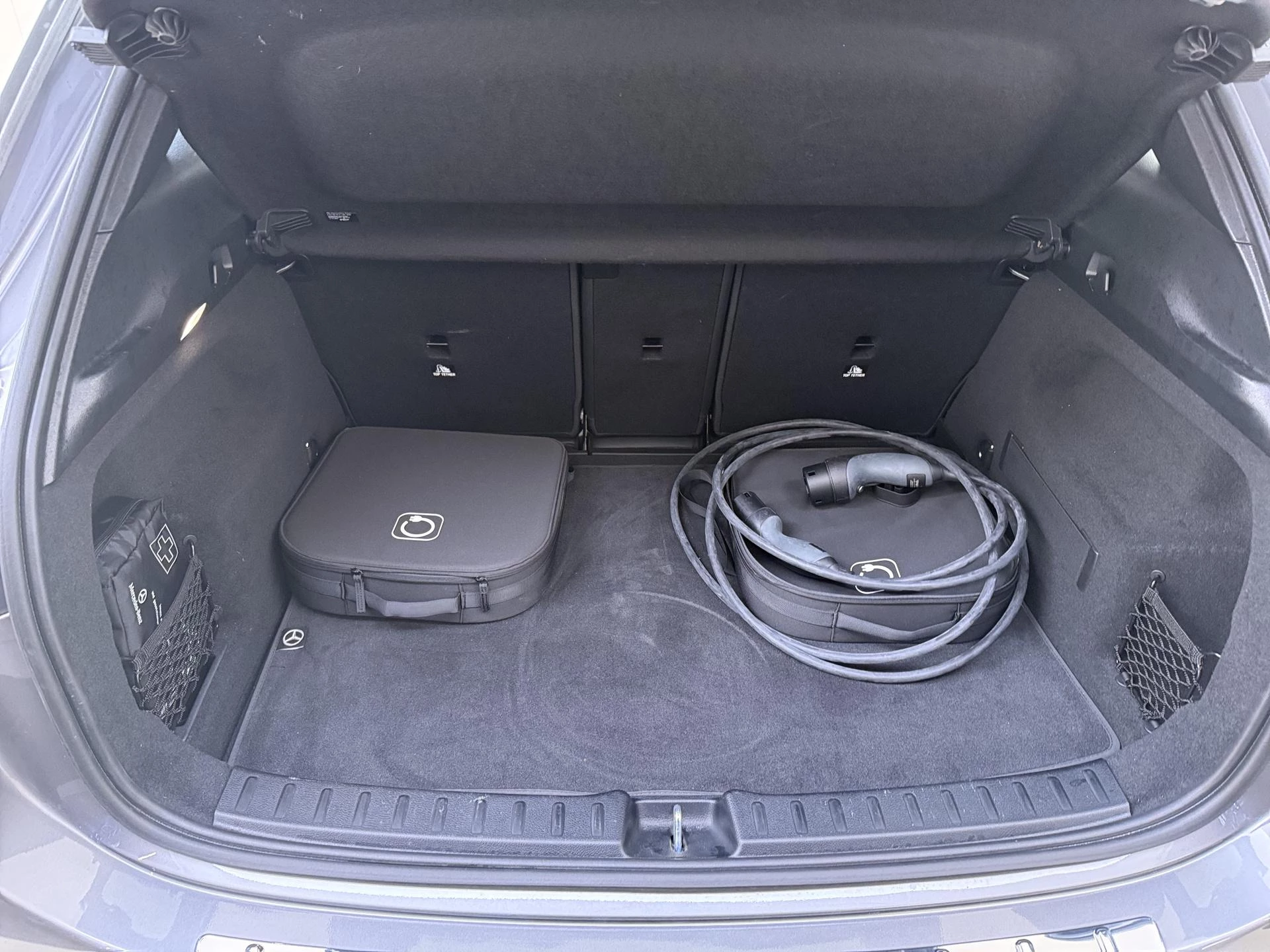 Mercedes-Benz-GLA-image-27