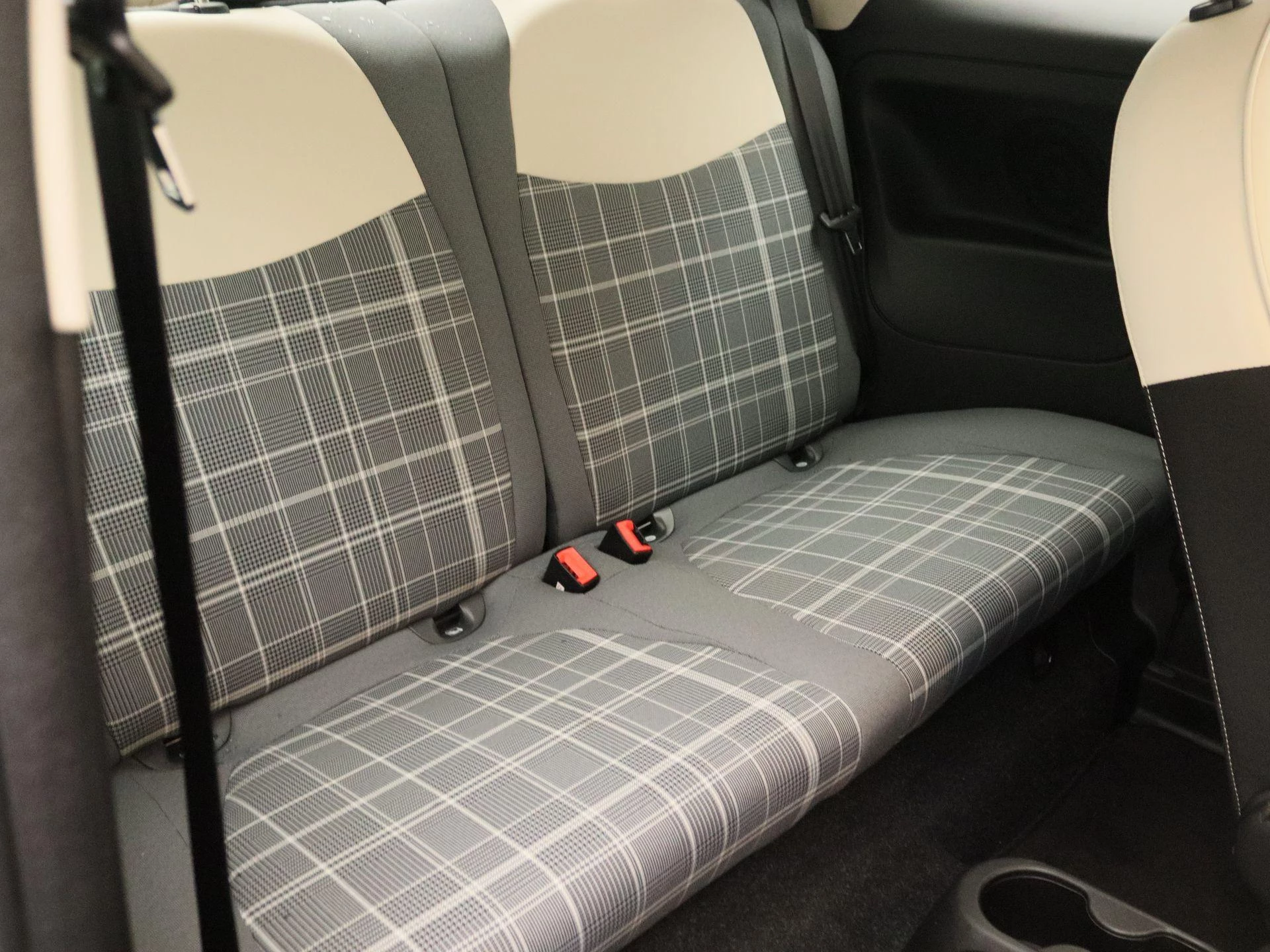 Fiat-500C-image-22