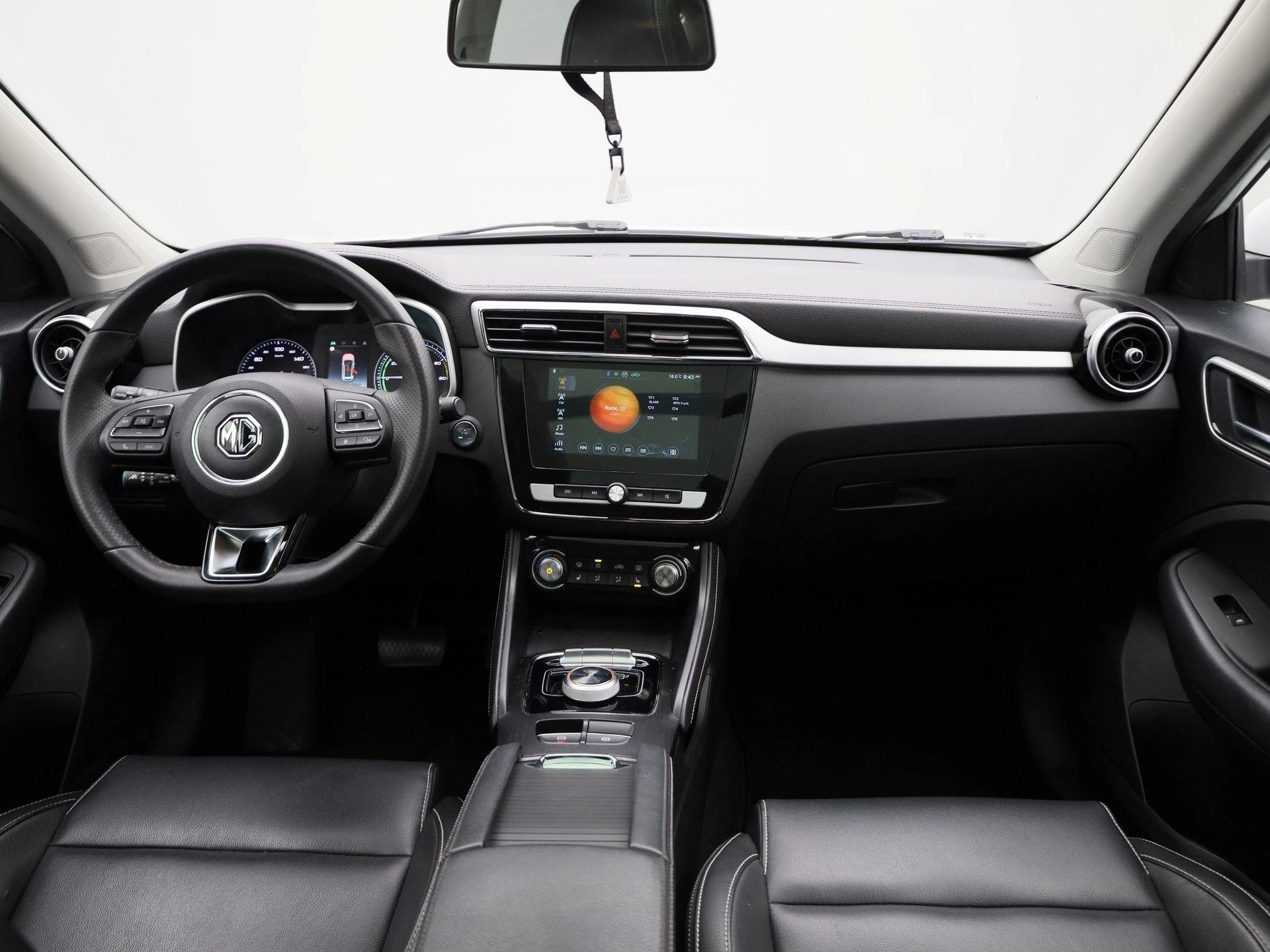 MG-ZS EV-image-34