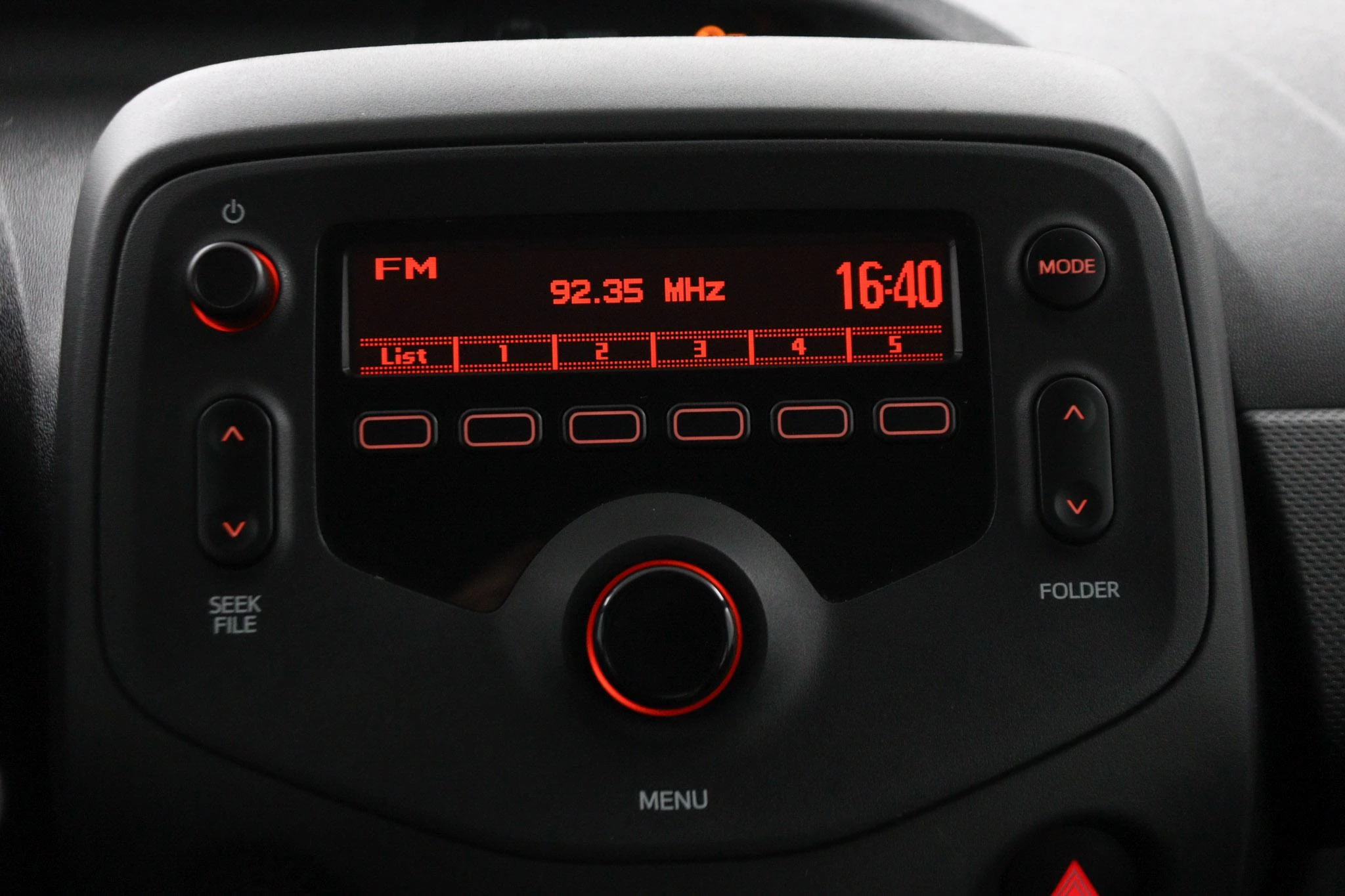 Toyota Aygo 1.0 VVT-i x-now |