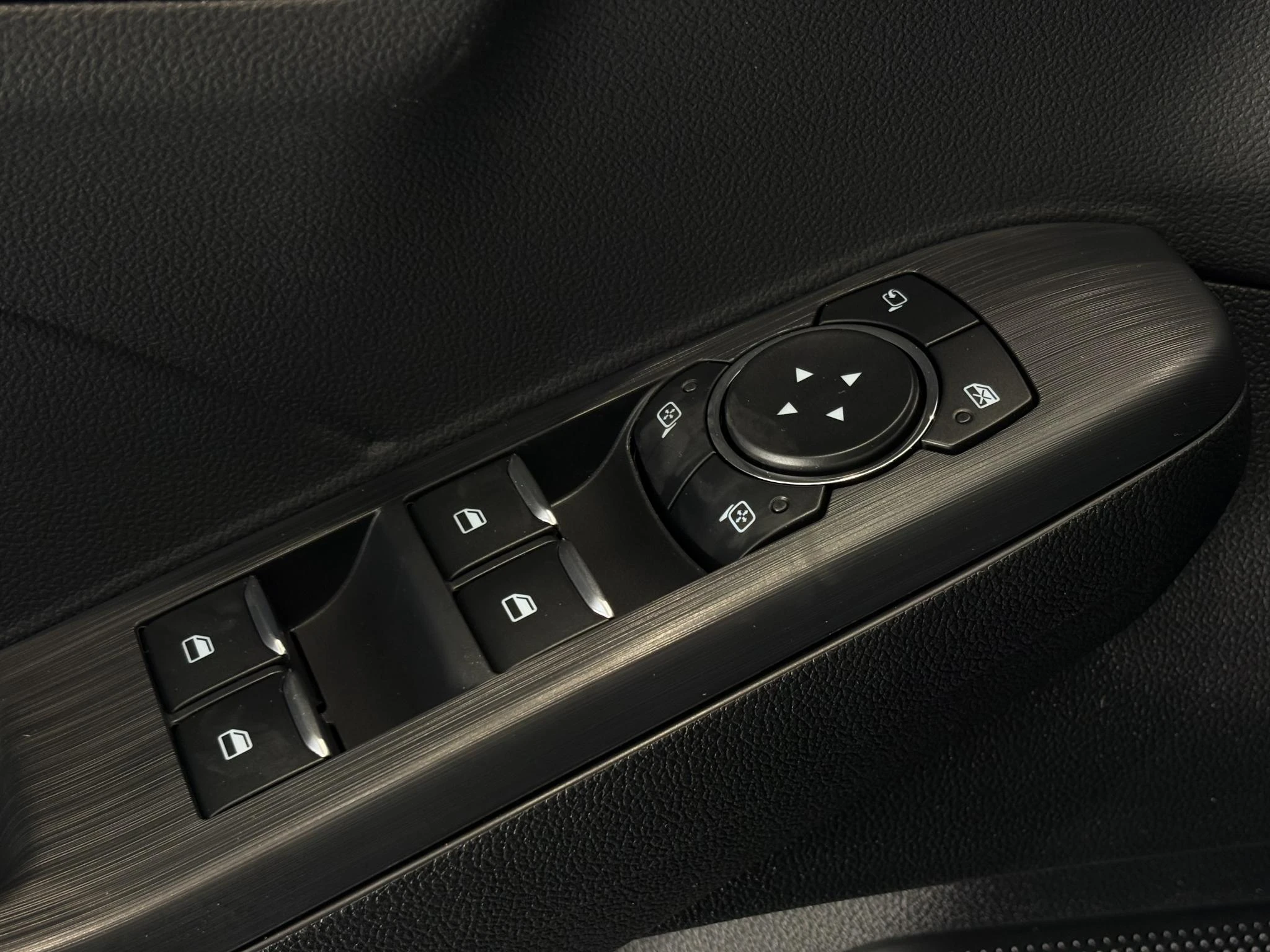 Ford-Kuga-image-32
