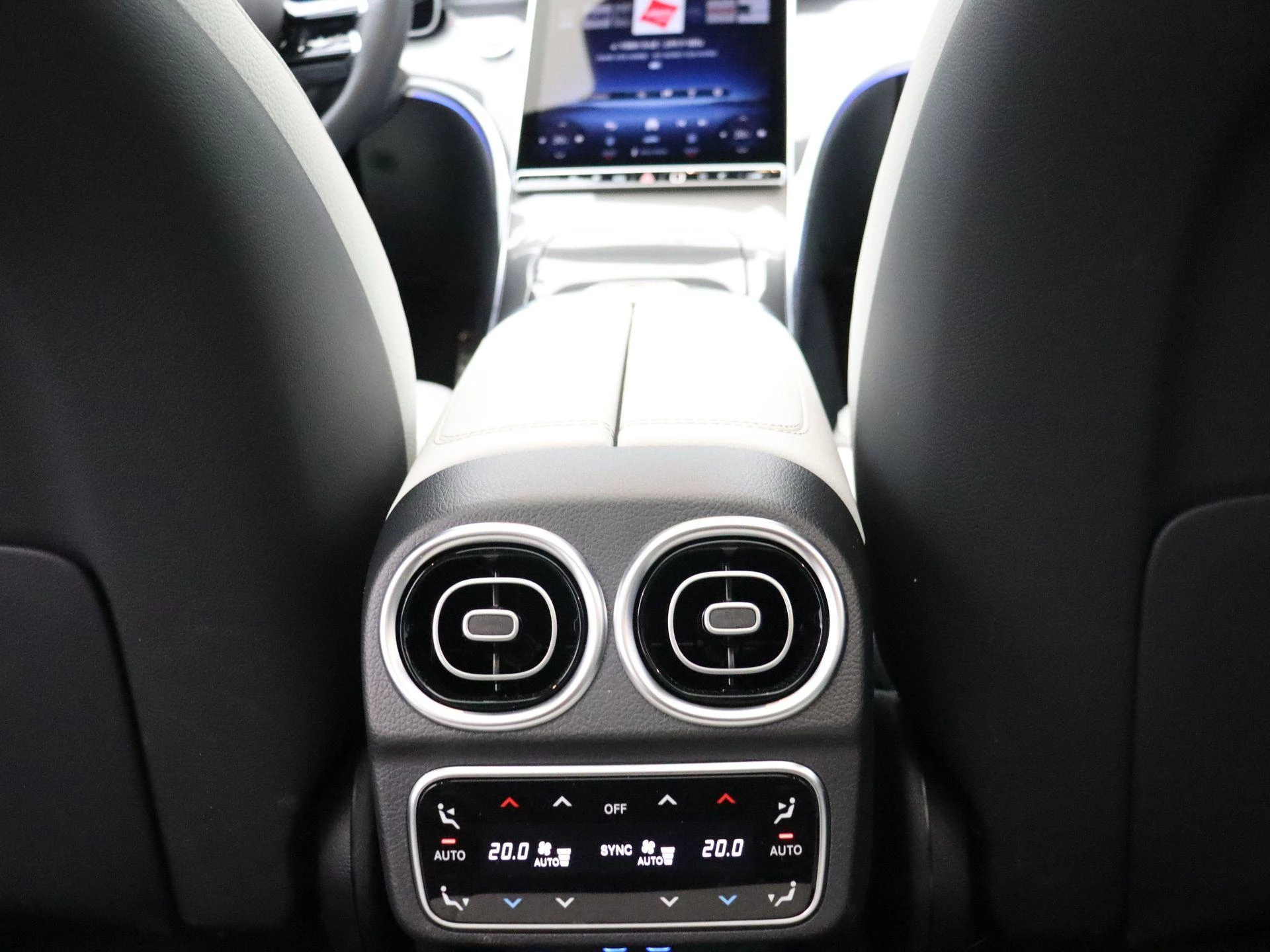 Mercedes-Benz C-Klasse 300 e Break Star Edition + LEDER + DIGITAL LIGHT + PANORAMISCH DAK +