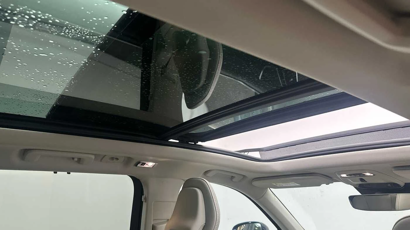 Volvo-XC90-image-40