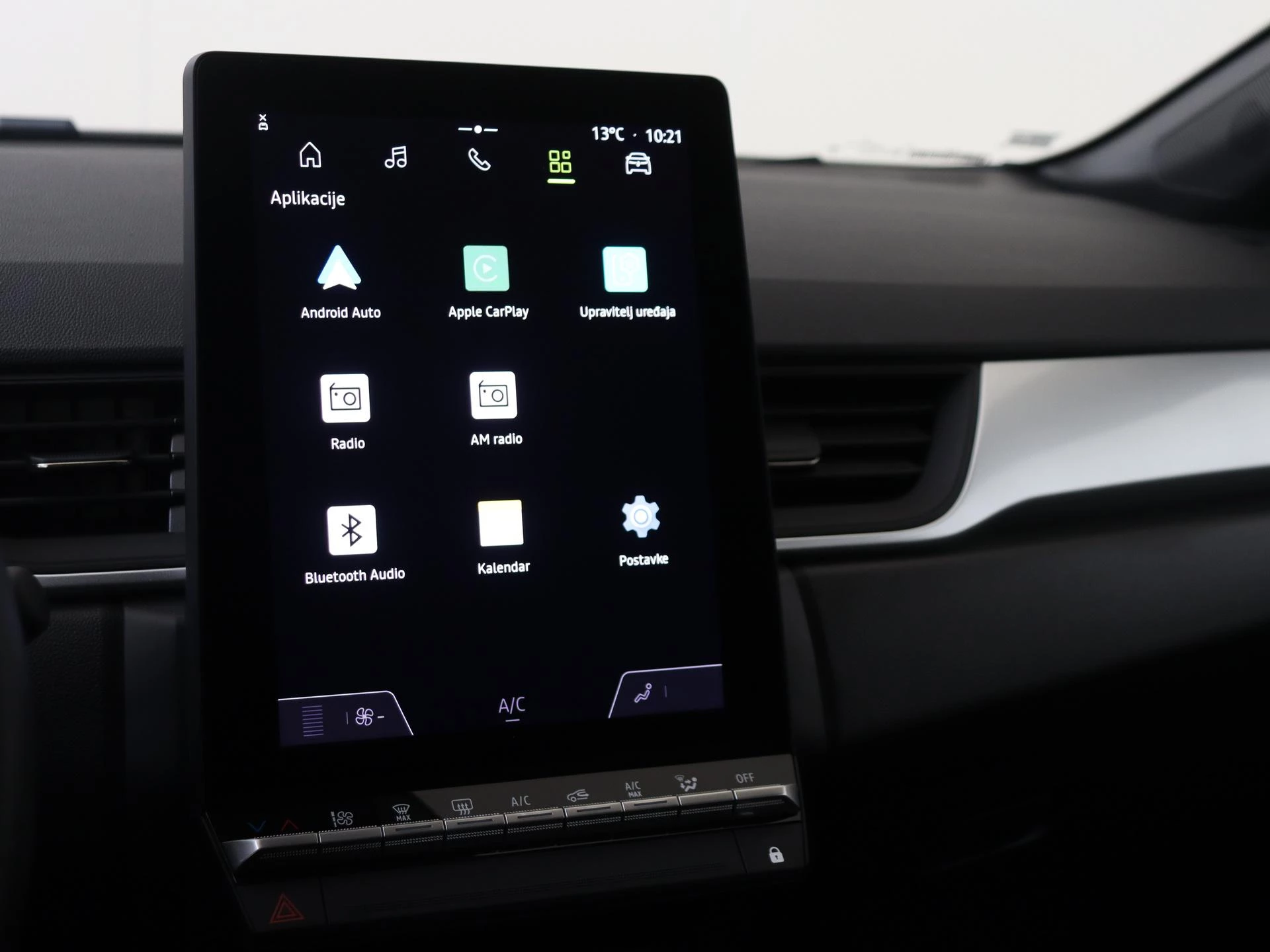 Renault-Captur-image-21