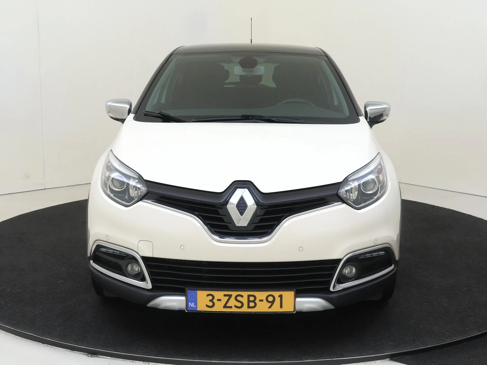 Renault-Captur-image-5