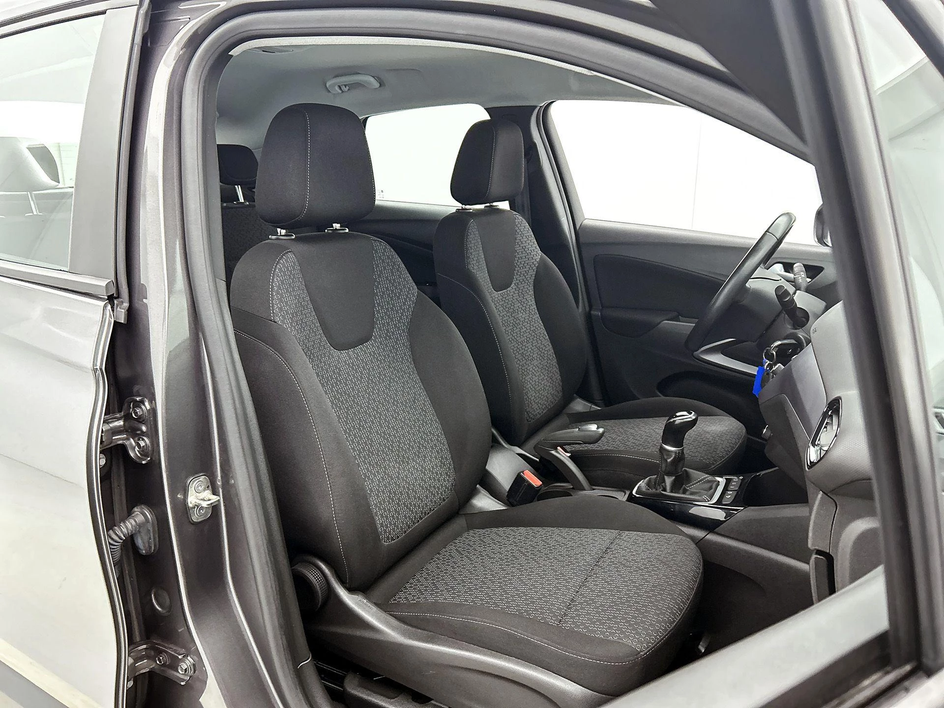 Opel-Crossland-image-33