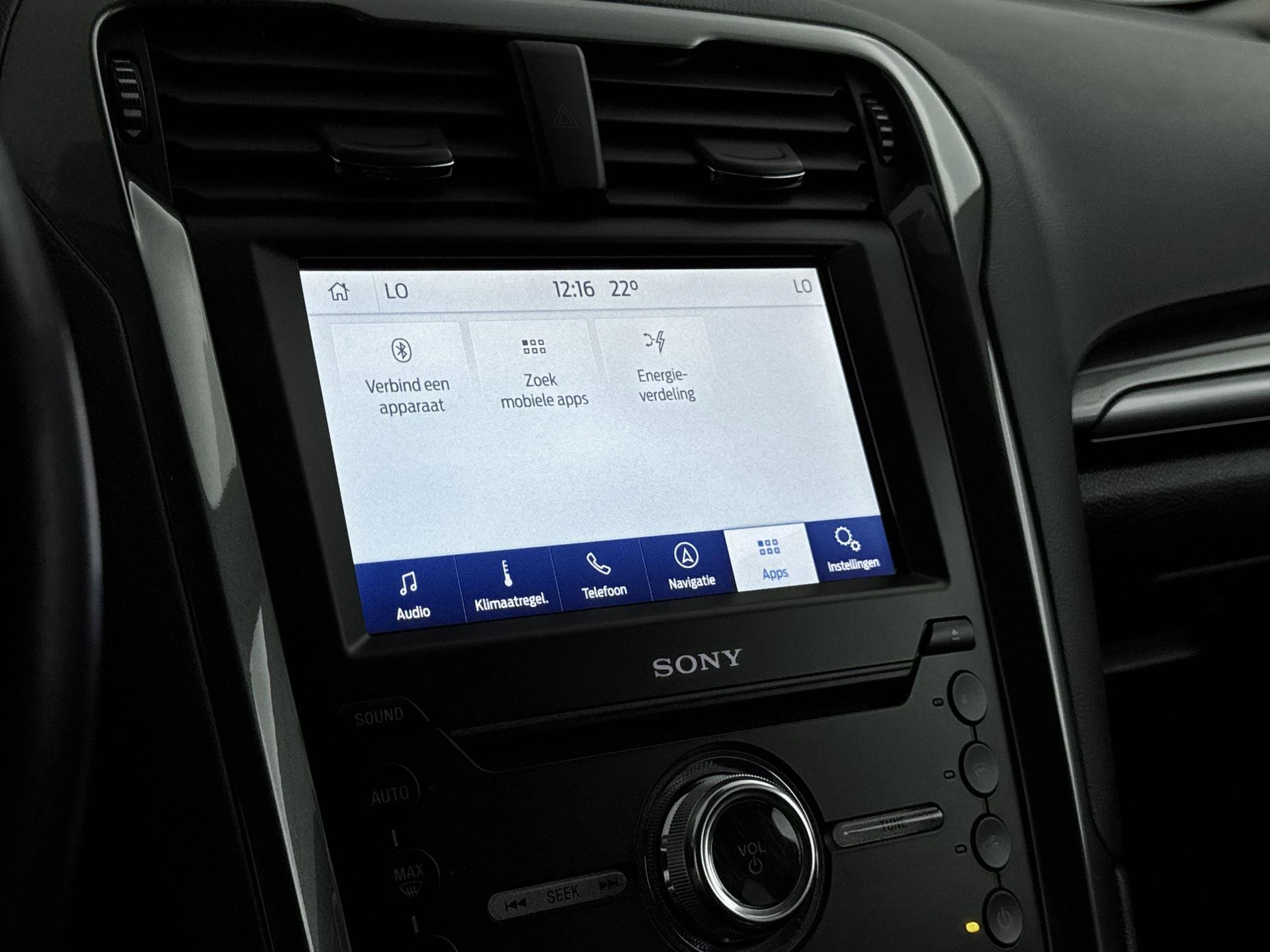 Ford-Mondeo-image-18