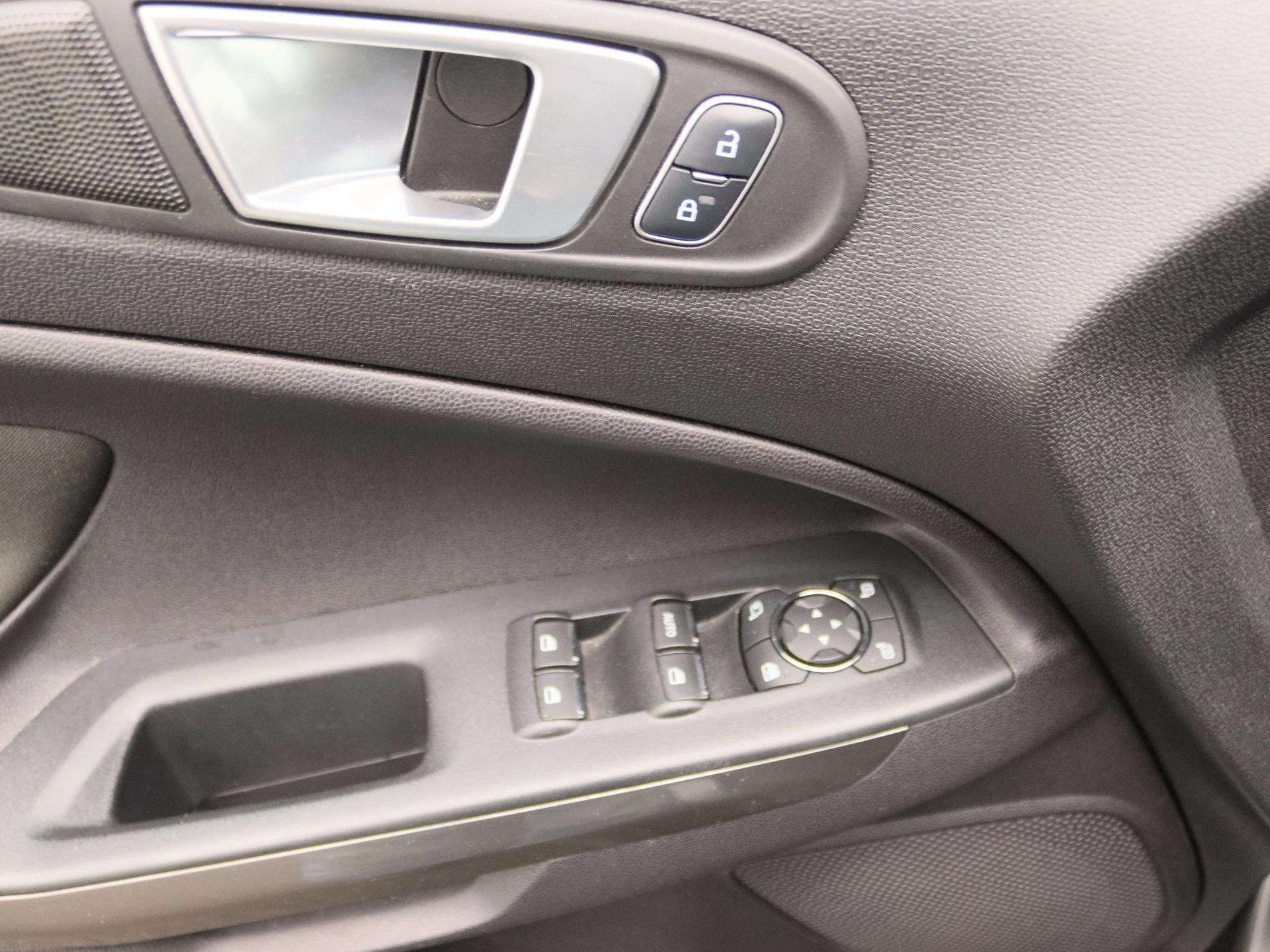 Ford-EcoSport-image-20