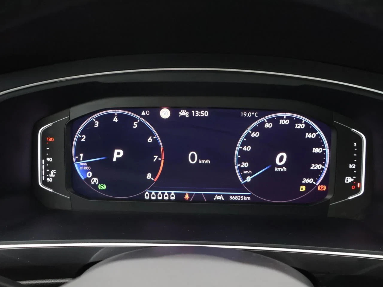 Volkswagen-Tiguan Allspace-image-15