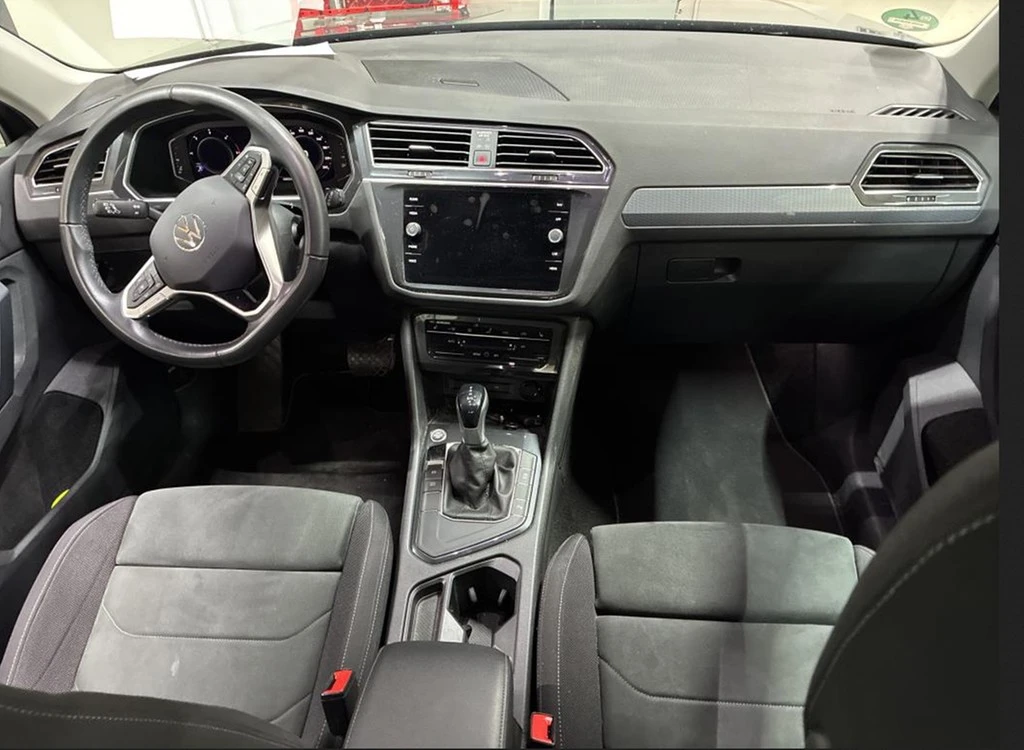 Volkswagen-Tiguan-image-2