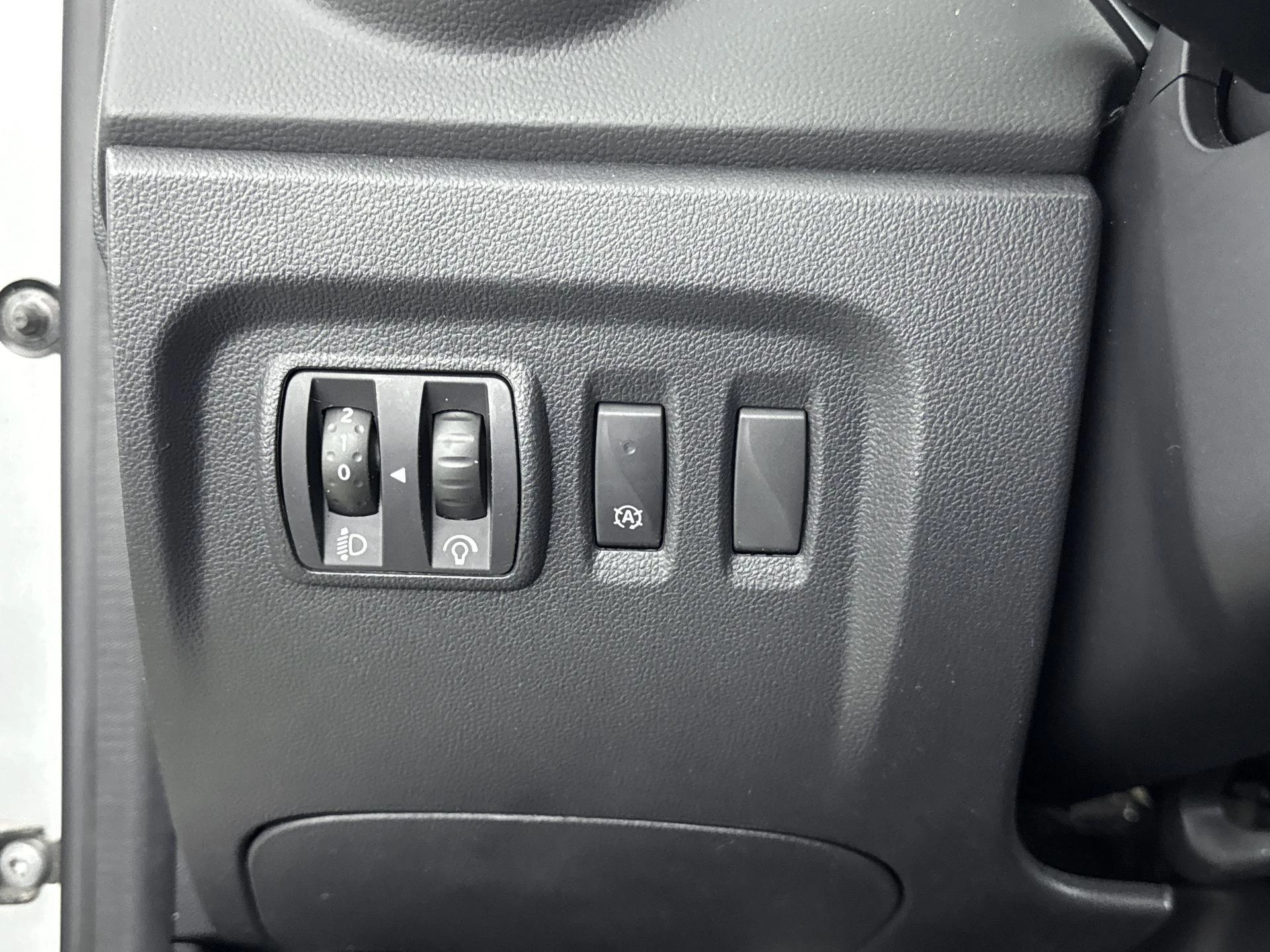 Renault-Captur-image-23