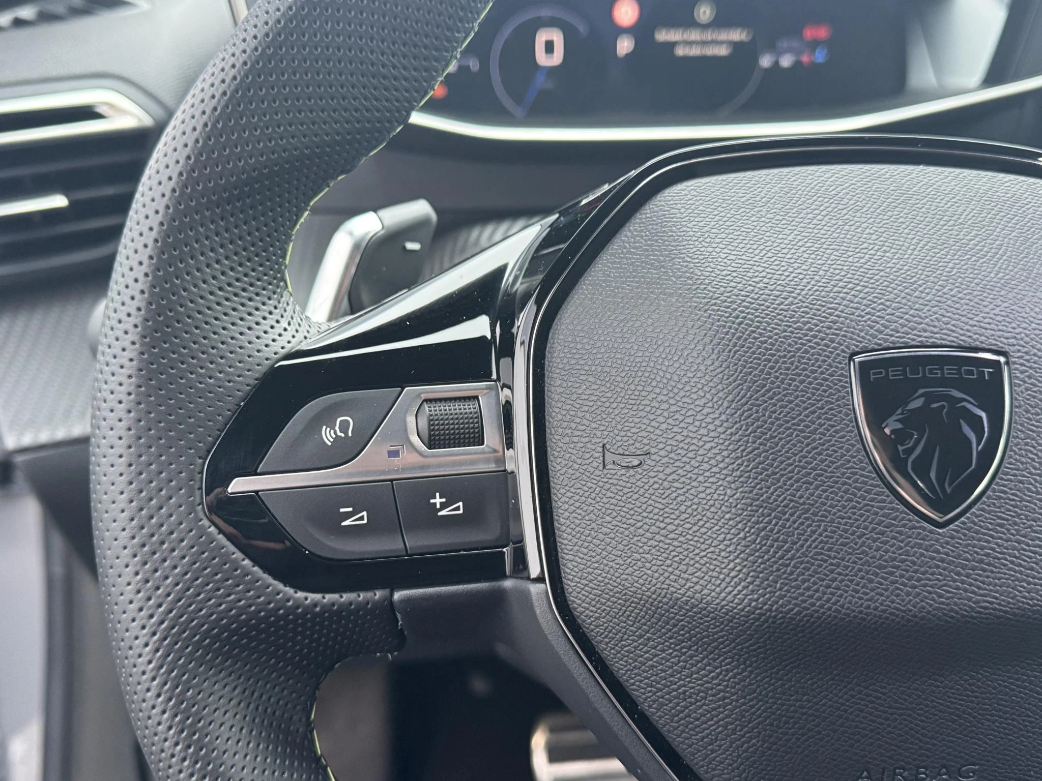 Peugeot-208-image-15
