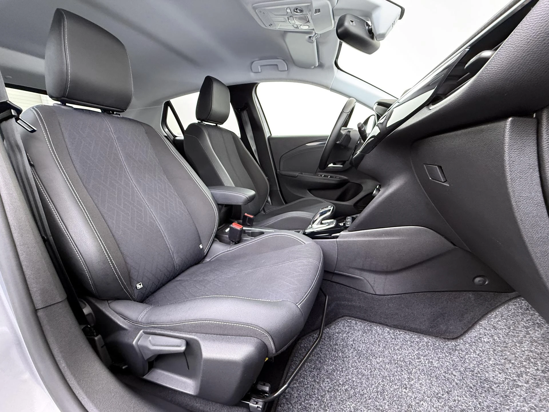 Opel-Corsa-image-31