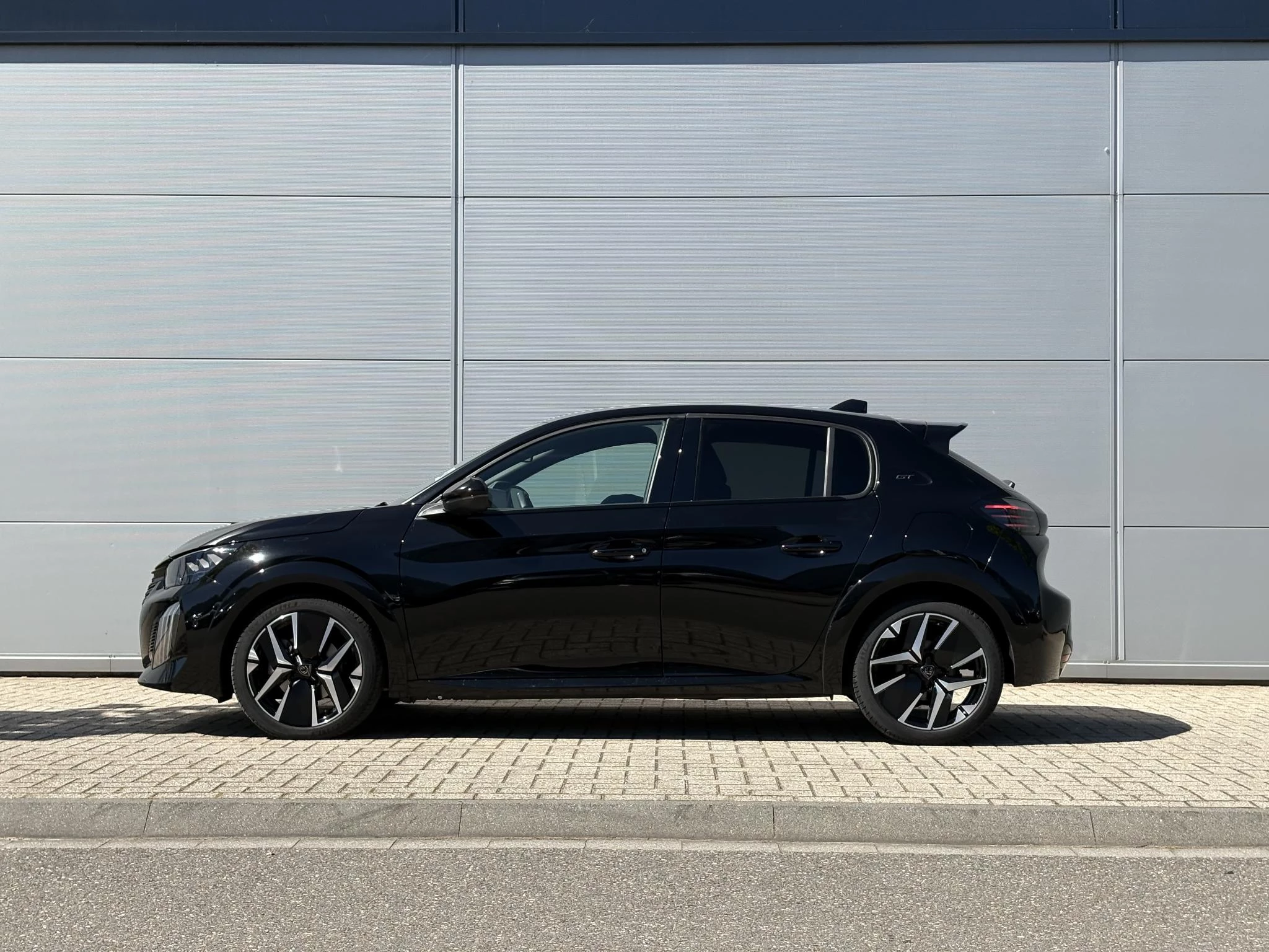 Peugeot 208 1.2 Hybrid 145 e-DCS6 GT