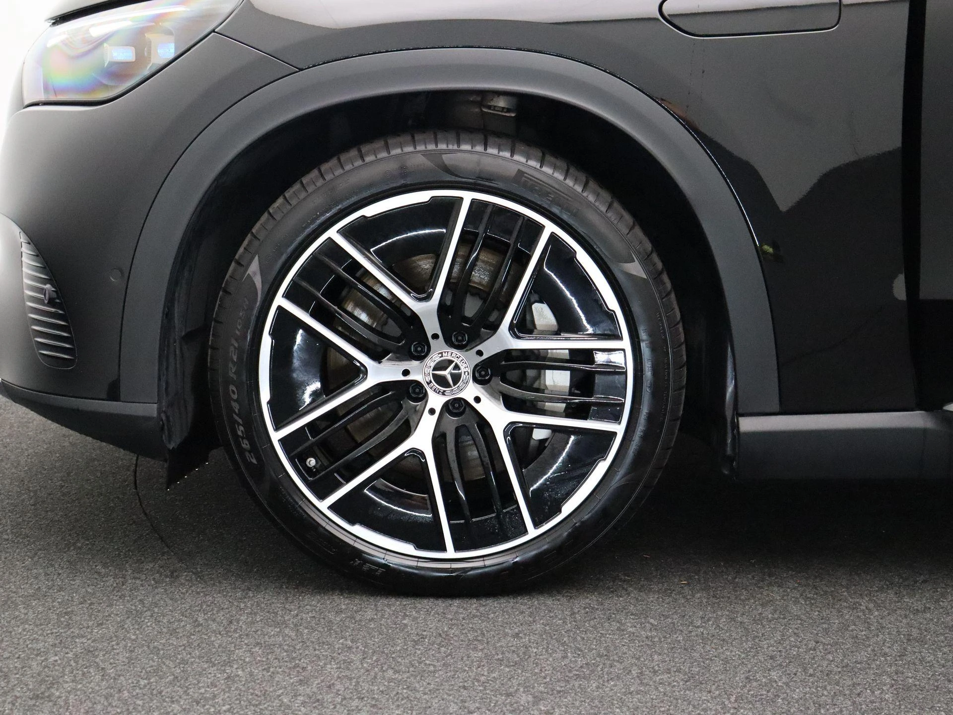 Mercedes-Benz-EQE-image-6