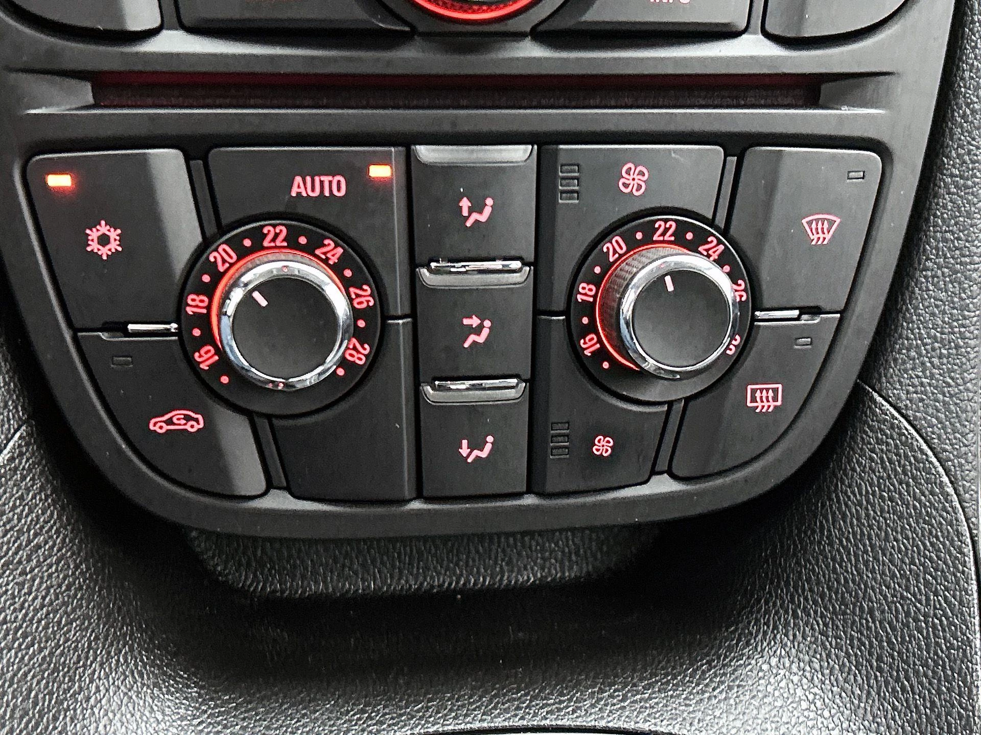 Opel-Meriva-image-16