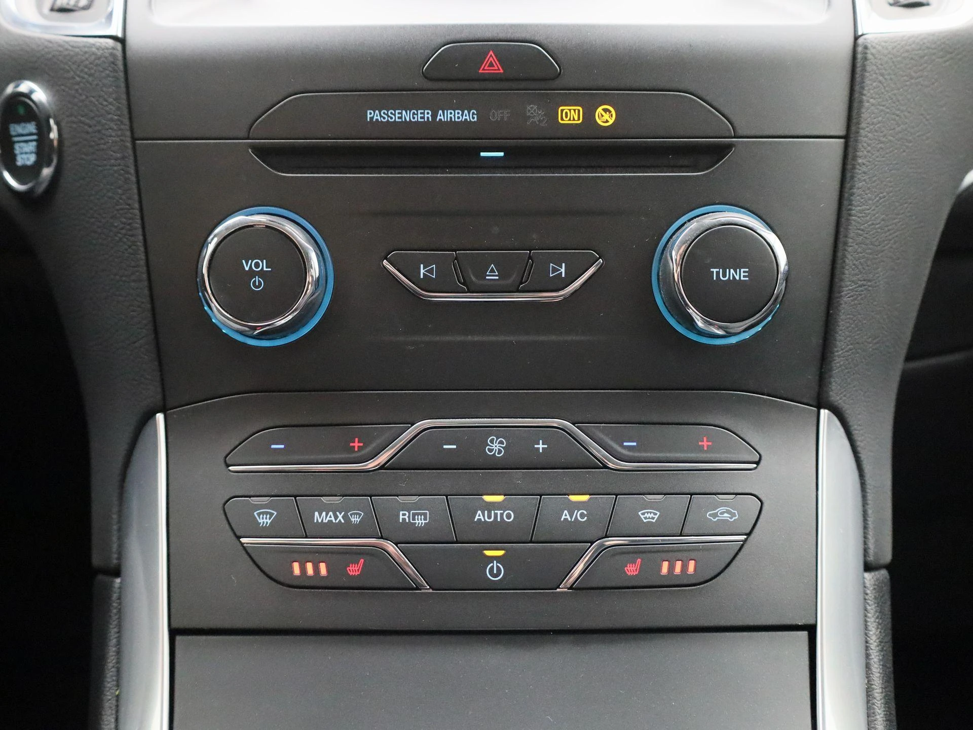 Ford-S-Max-image-16