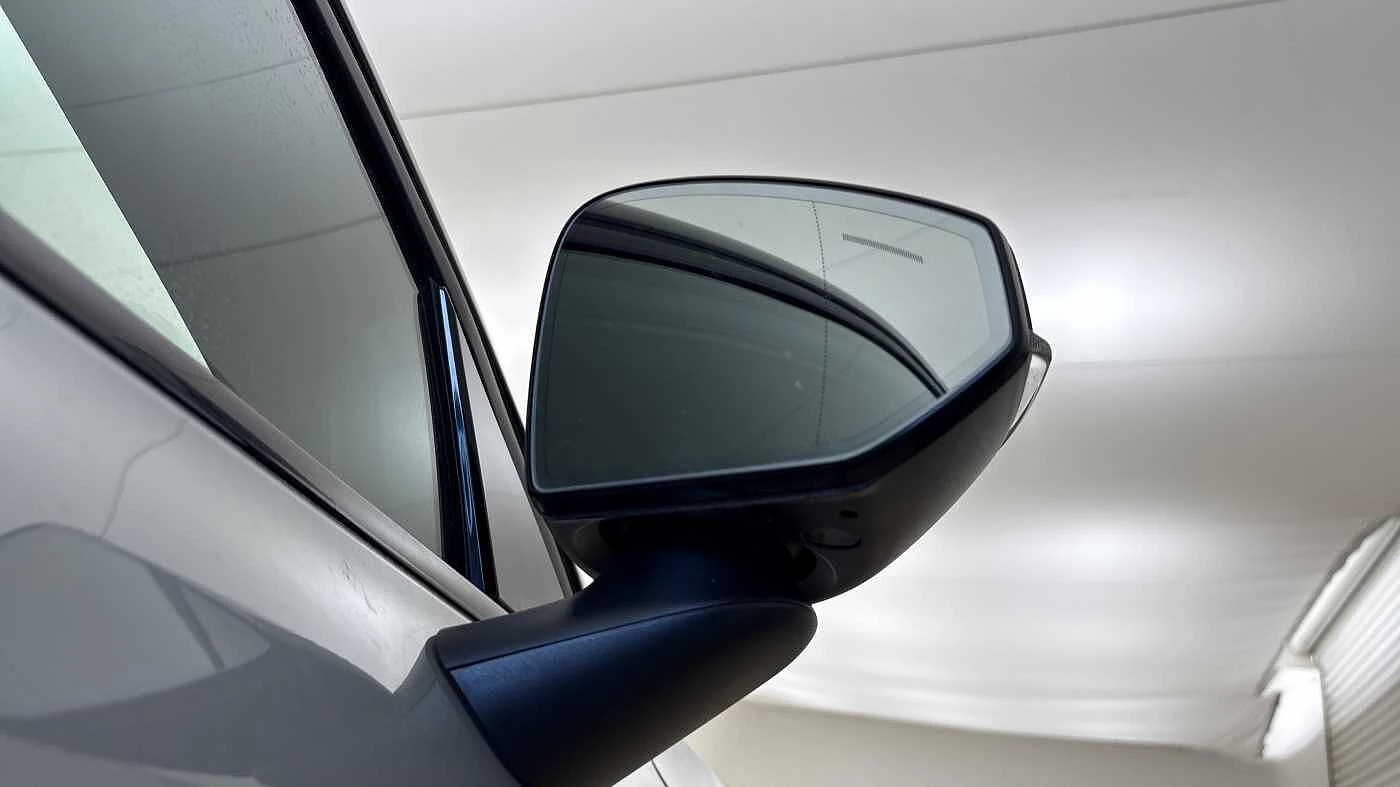 Volvo-EX30-image-15