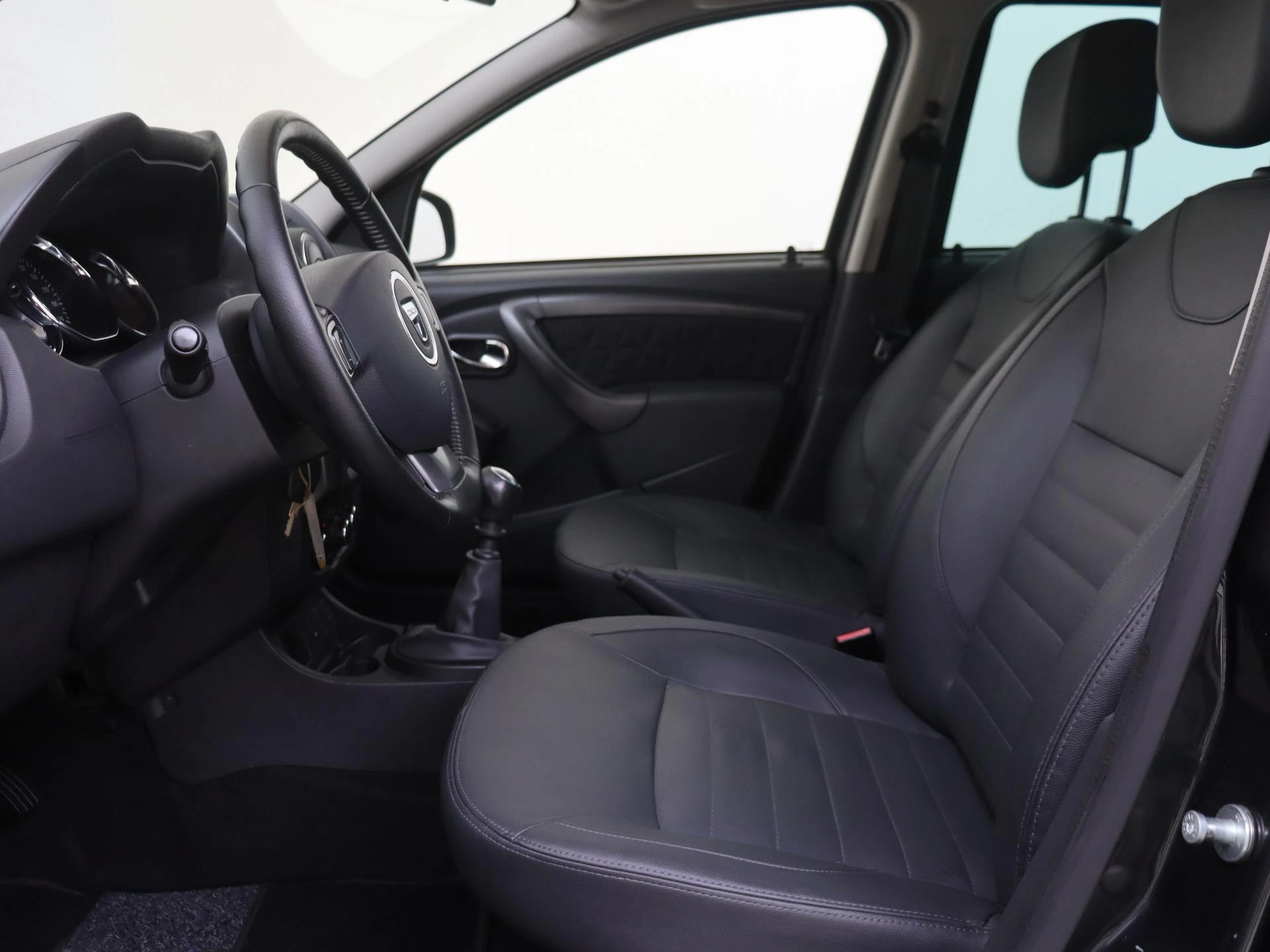 Dacia-Duster-image-14