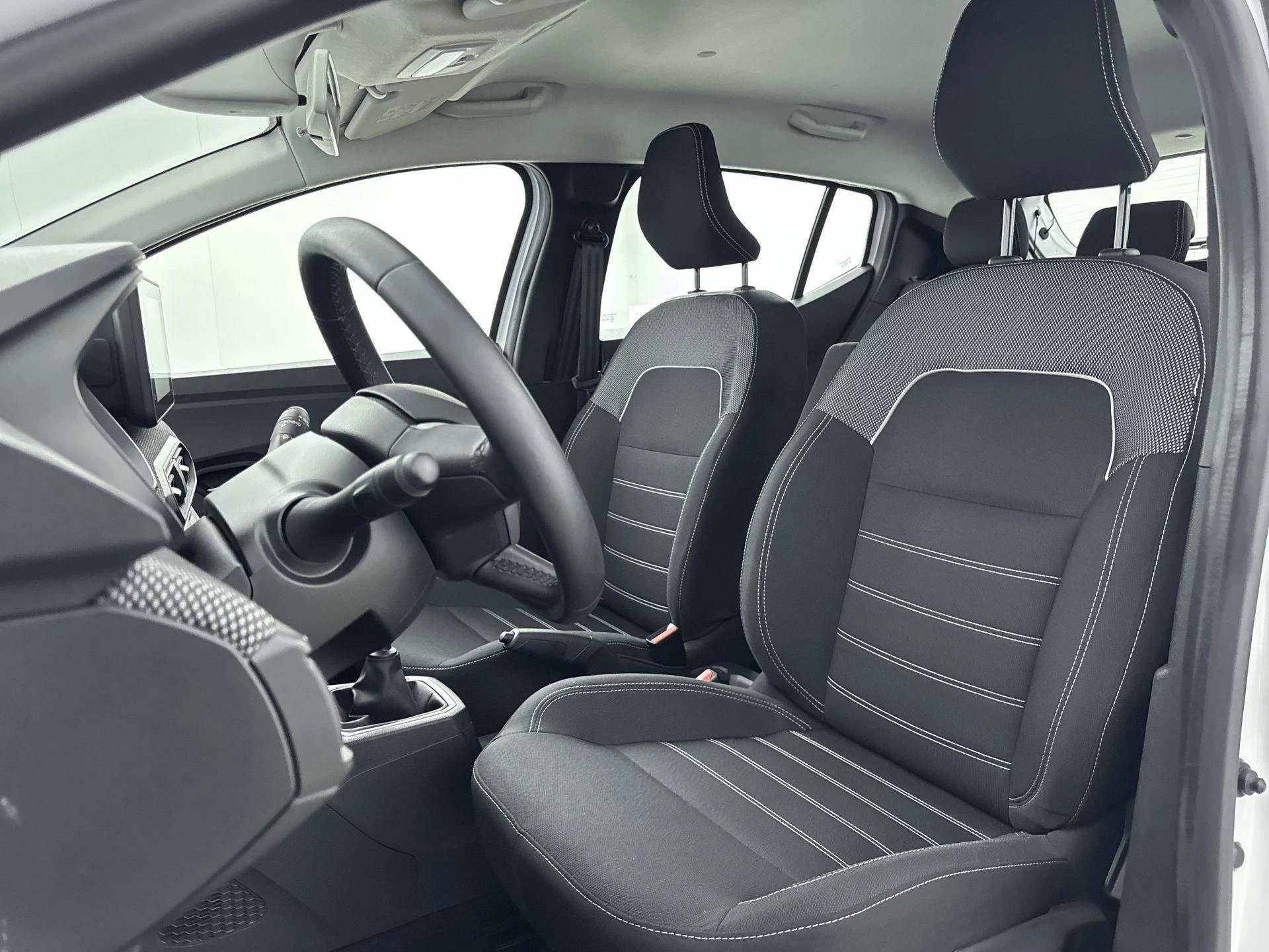 Dacia-Sandero-image-25