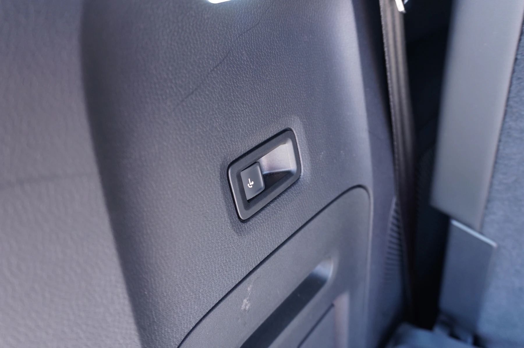 Volkswagen-ID. Buzz-image-17