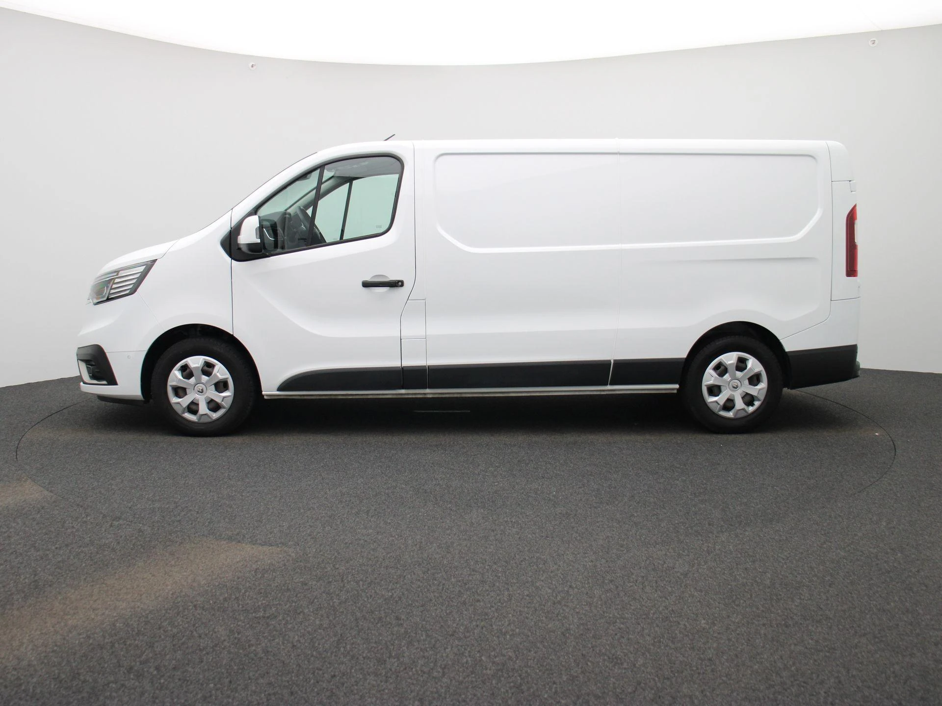 Renault-Trafic-image-3