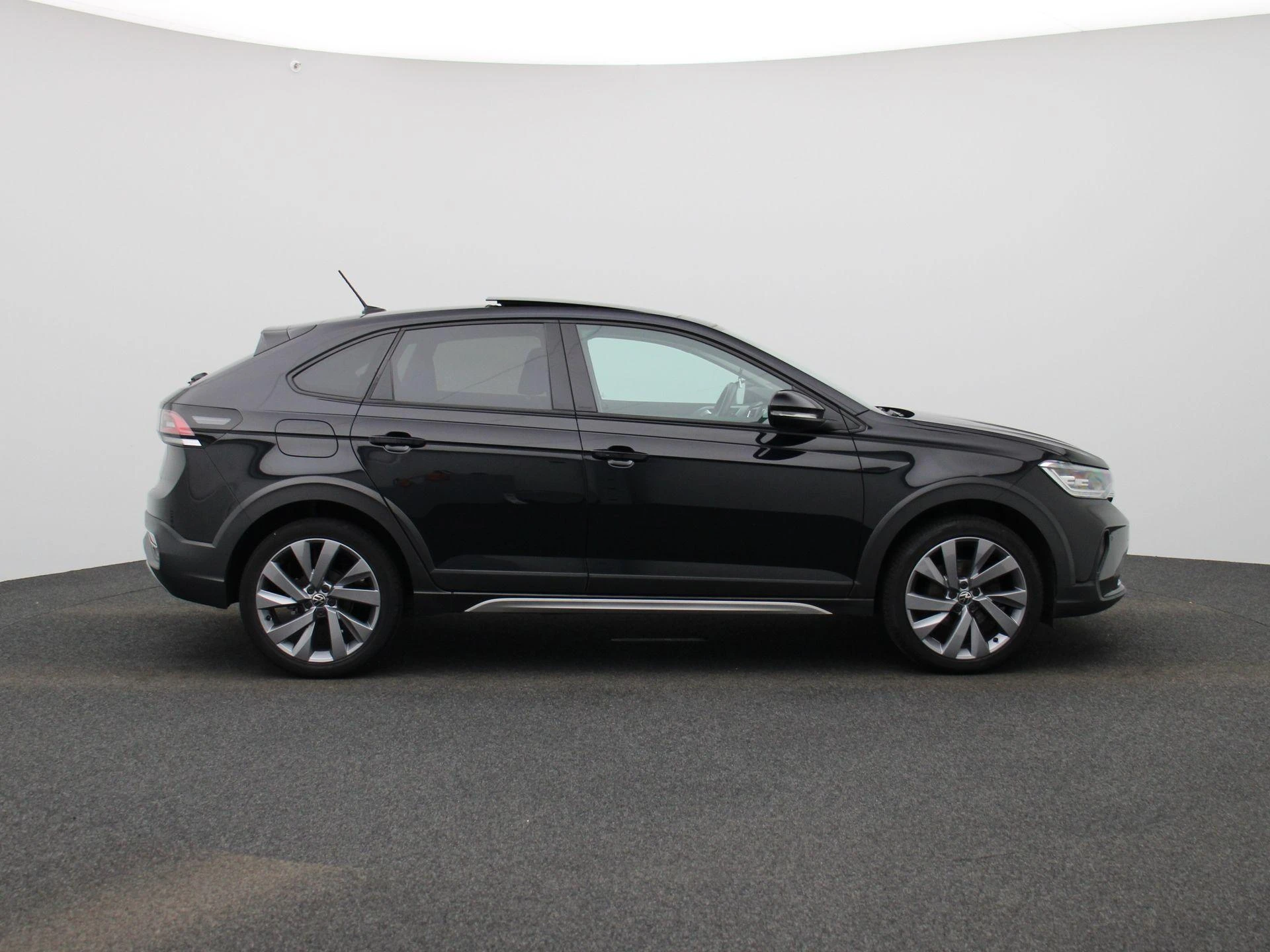 Volkswagen-Taigo-image-5