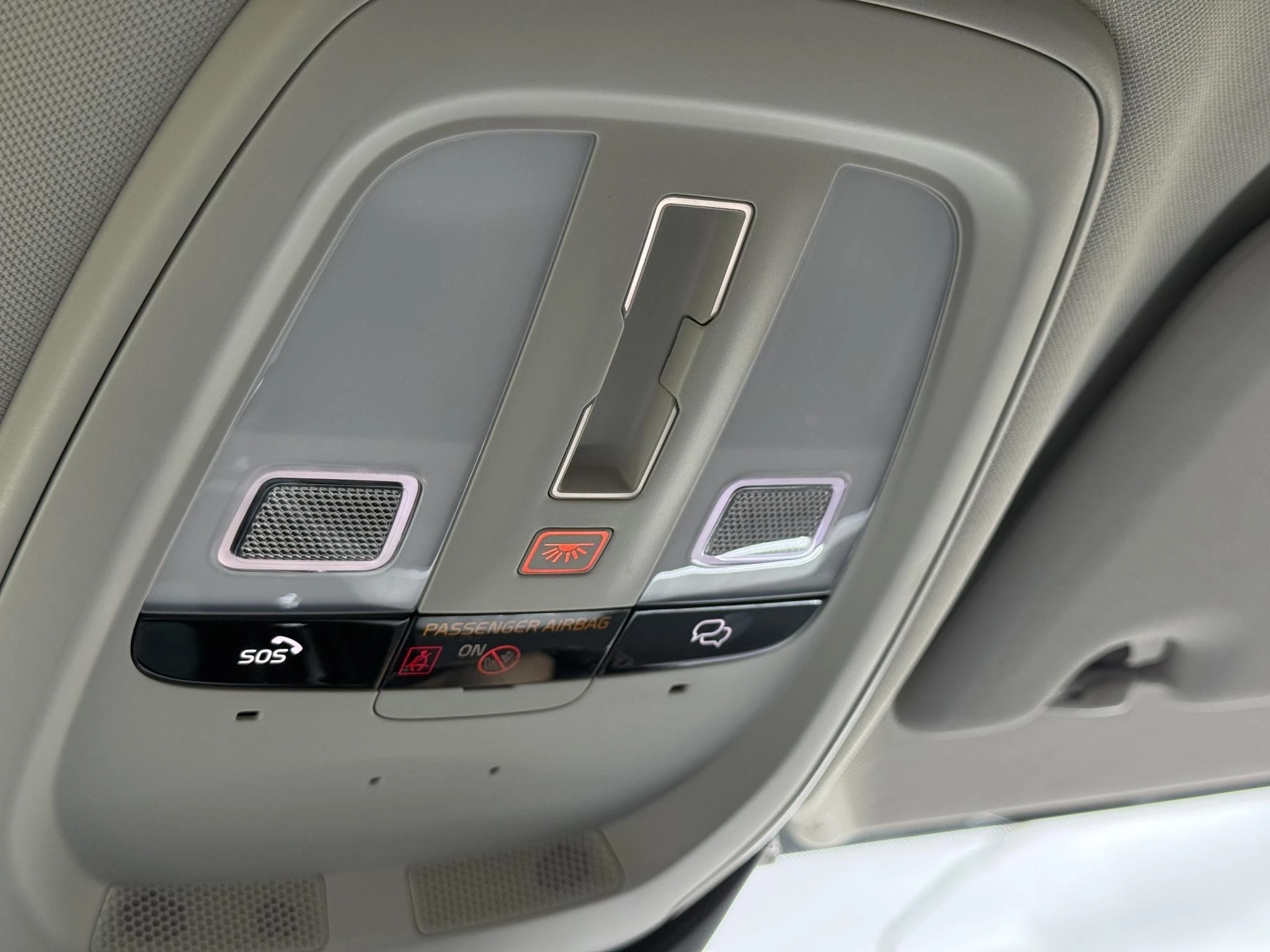 Volvo V60 T8 Plug-in hybrid AWD Ultra Dark