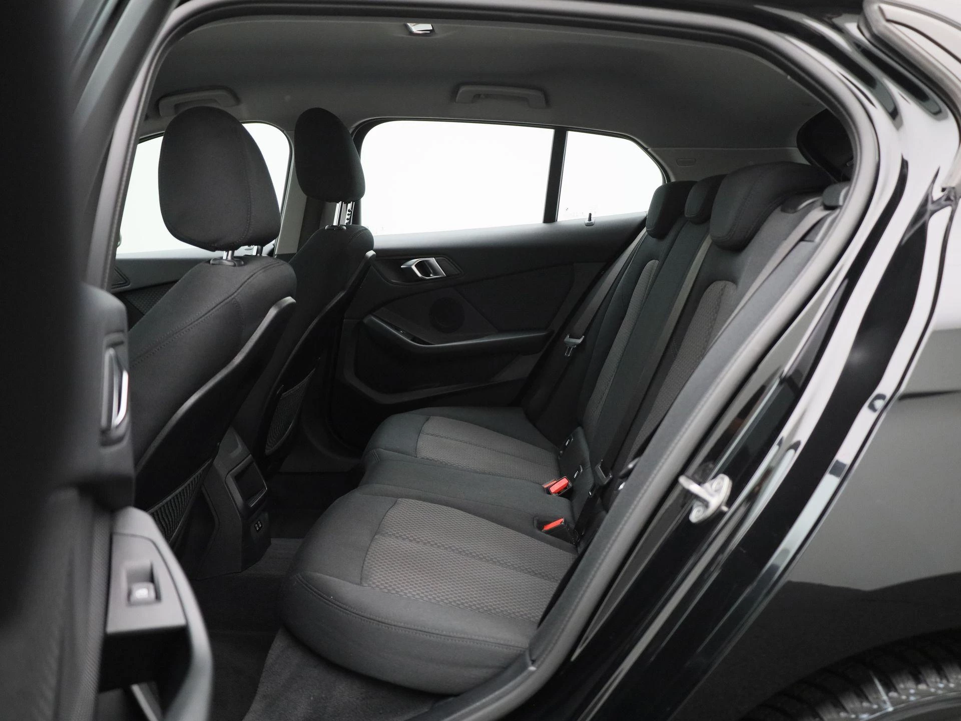 BMW 1 Reeks Hatch 116iA Carplay | Zetelverwarming | LED | Cruise