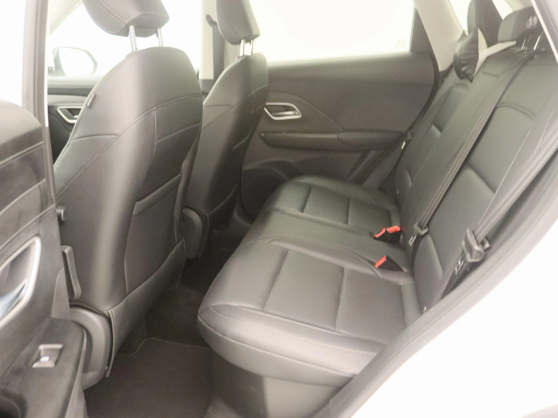 MG-ZS-image-13