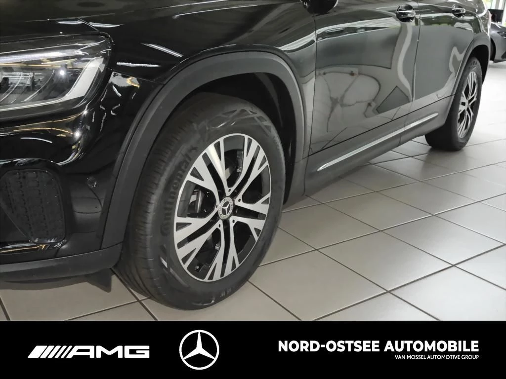 Mercedes-Benz-GLB-image-4