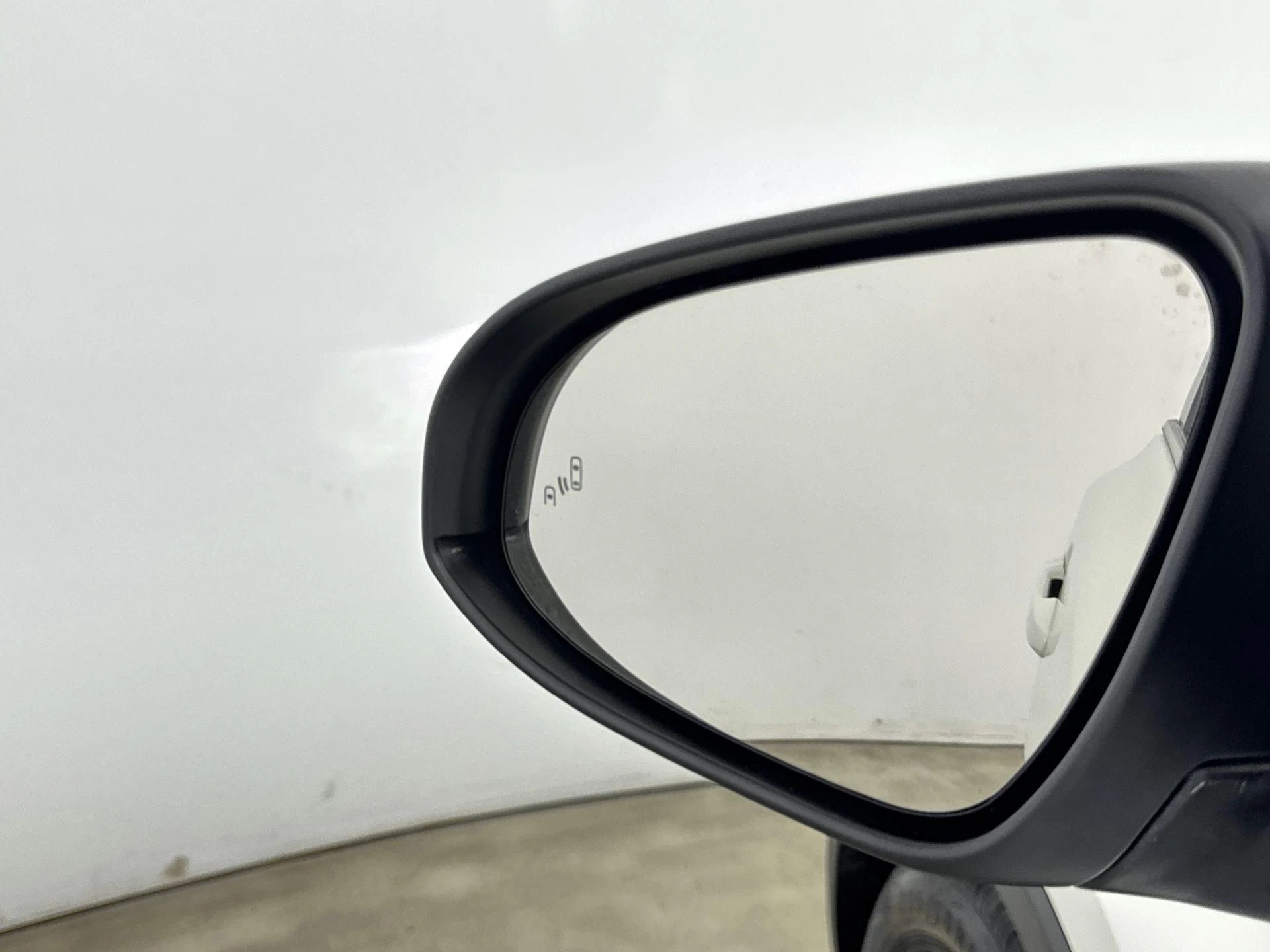 Toyota-C-HR-image-17