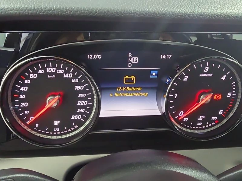 Mercedes-Benz E-Klasse 200 d T AVANTGARDE NAVI SHZ MULTIBEAM KAM LED AVANTGARDE