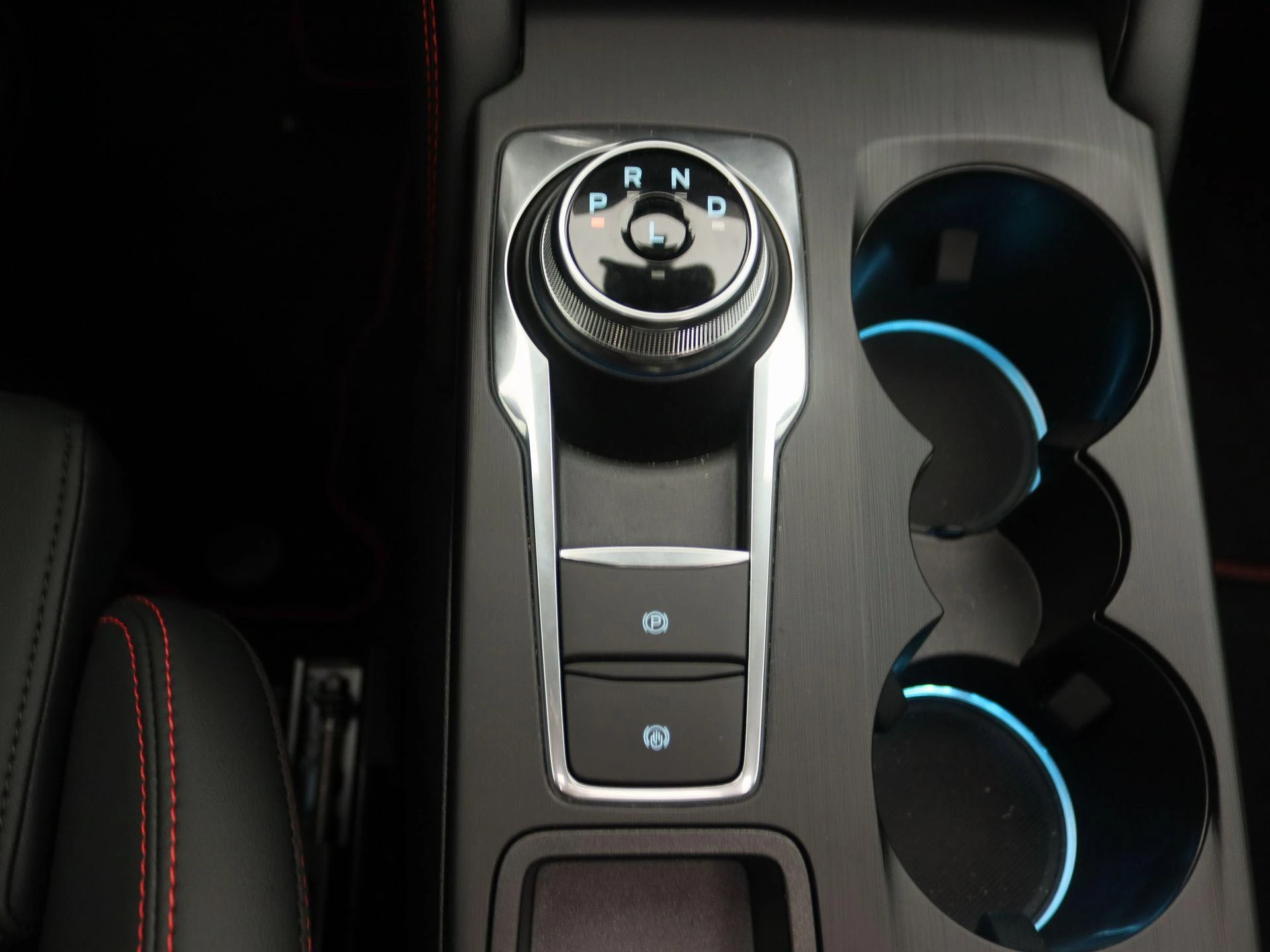 Ford-Kuga-image-10