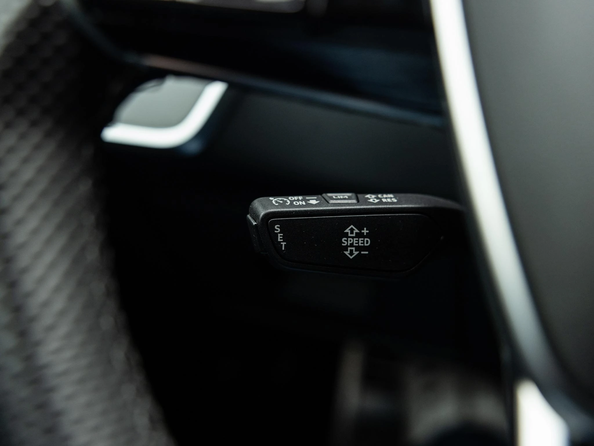 Audi-RS6-image-13
