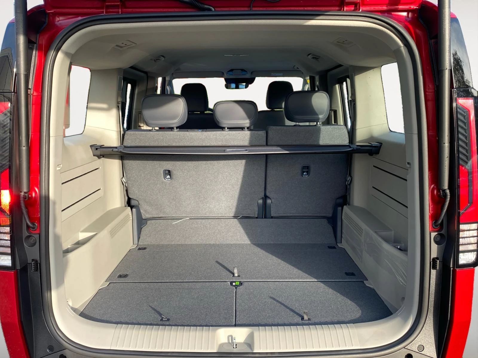 Kia PV5 Passenger Elite Executive 71.2 kWh