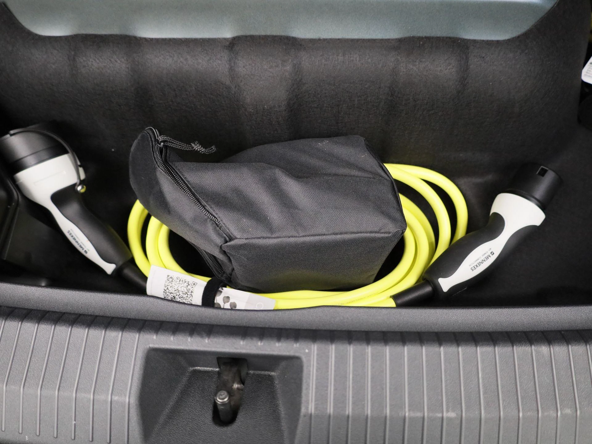 Volkswagen-Tiguan-image-12