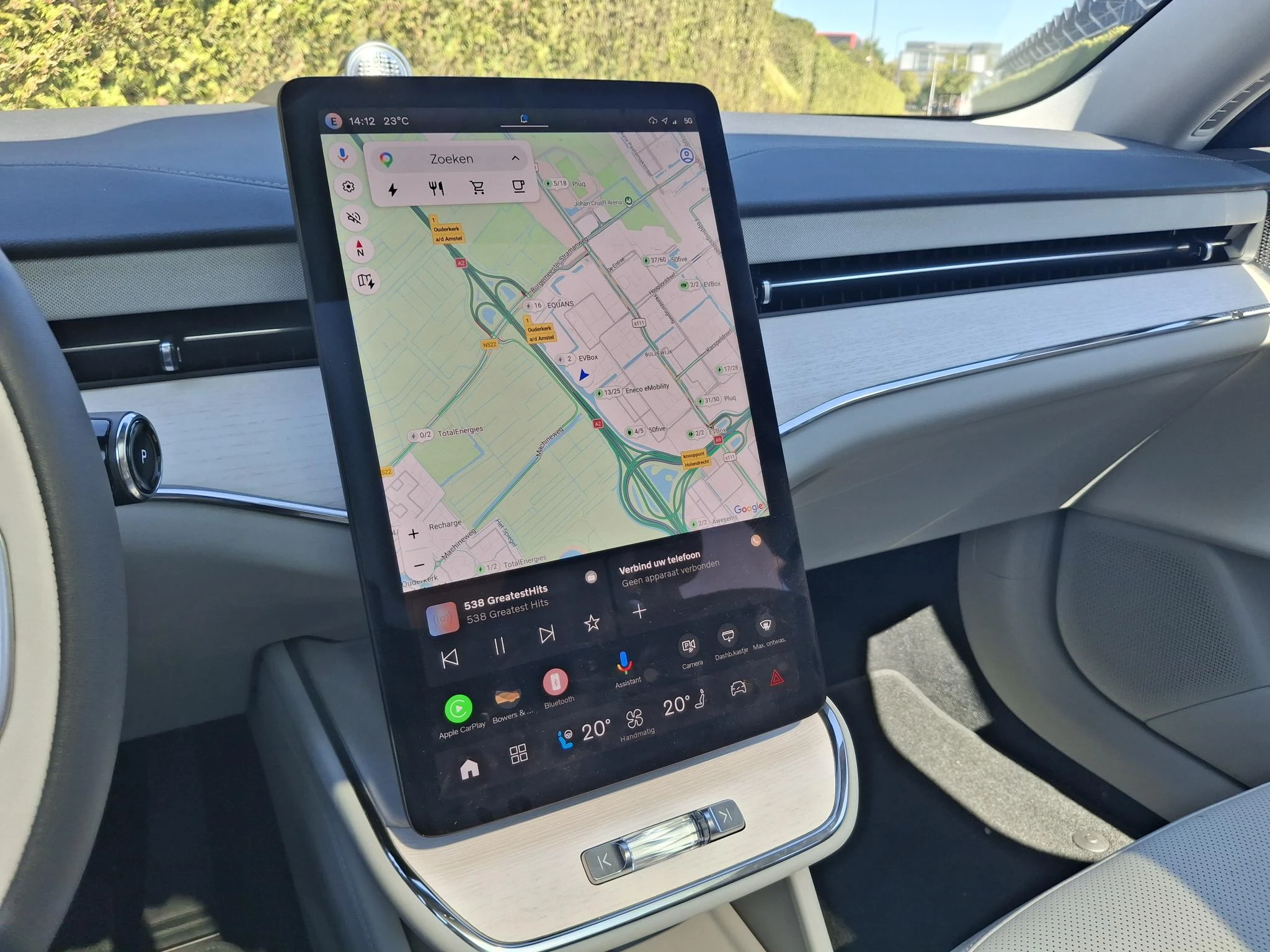 Volvo-ES90-image-31