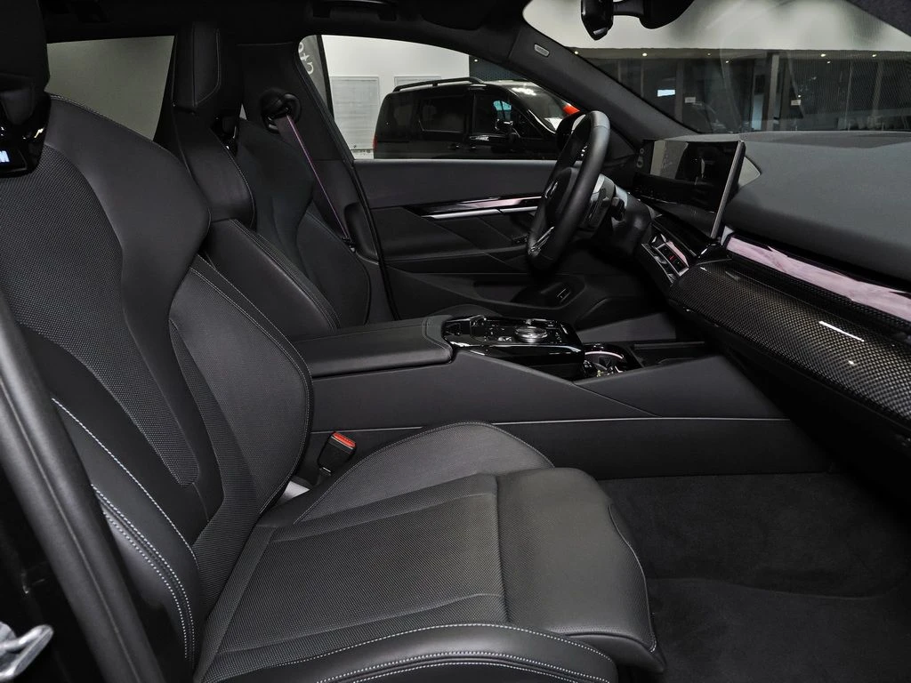 BMW-5er Reihe-image-11