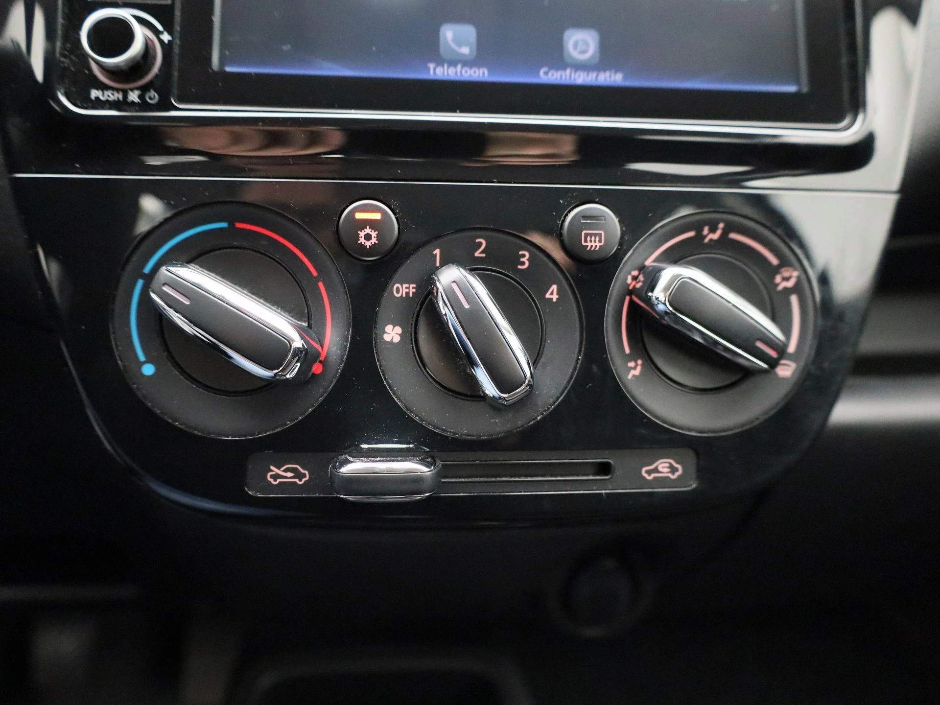 Mitsubishi-Space Star-image-16