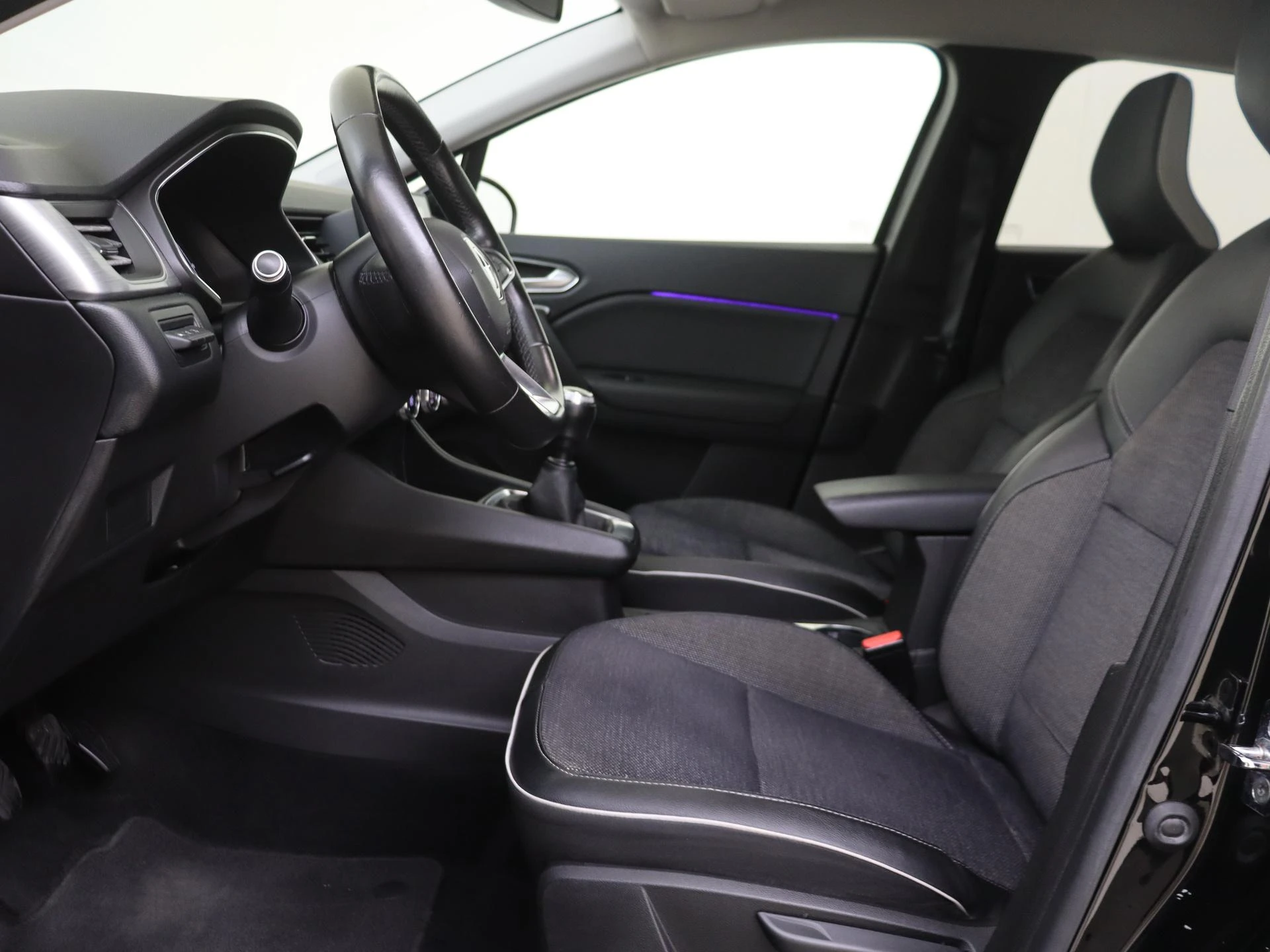 Renault-Captur-image-14