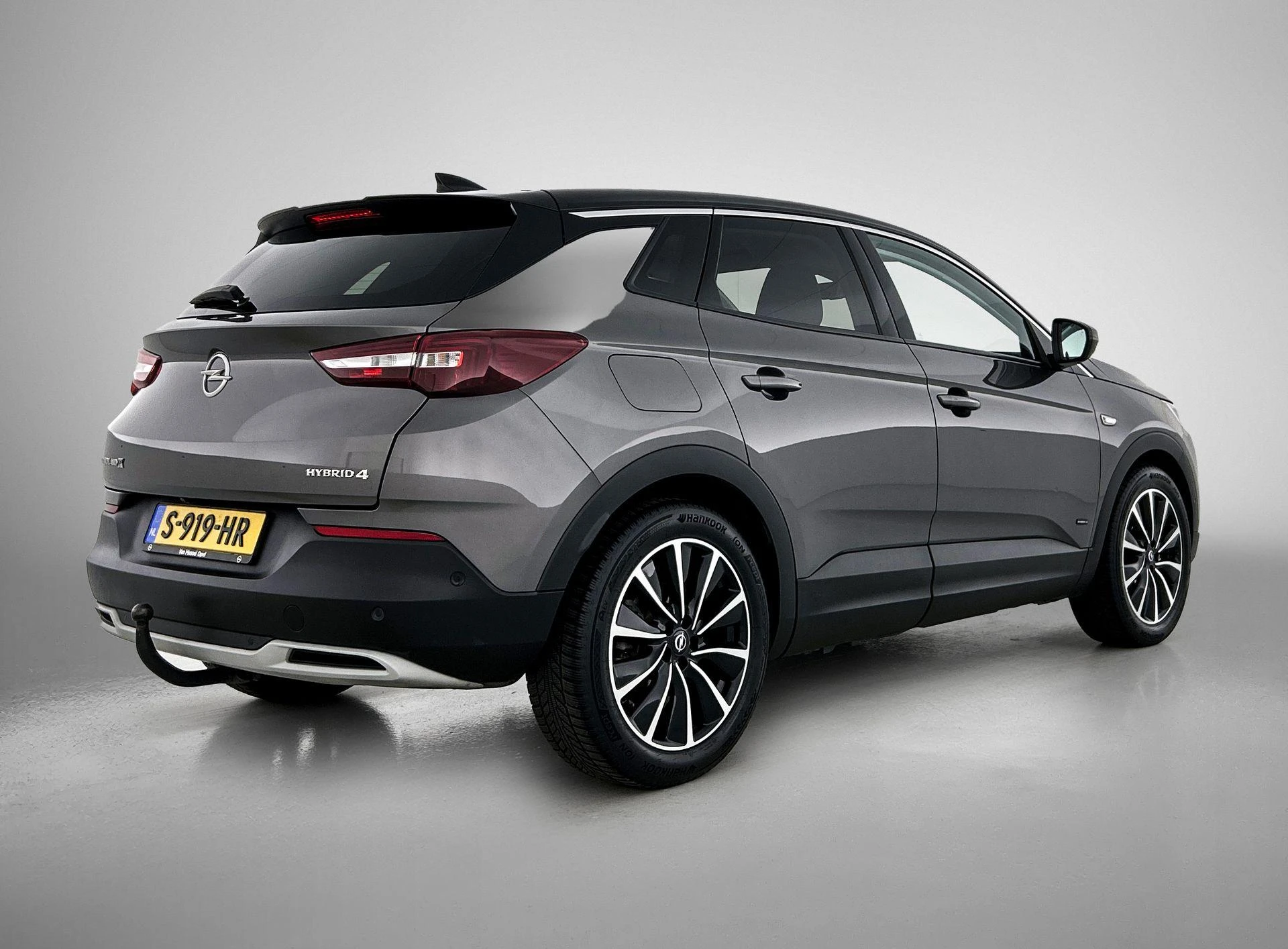 Opel-Grandland X-image-3