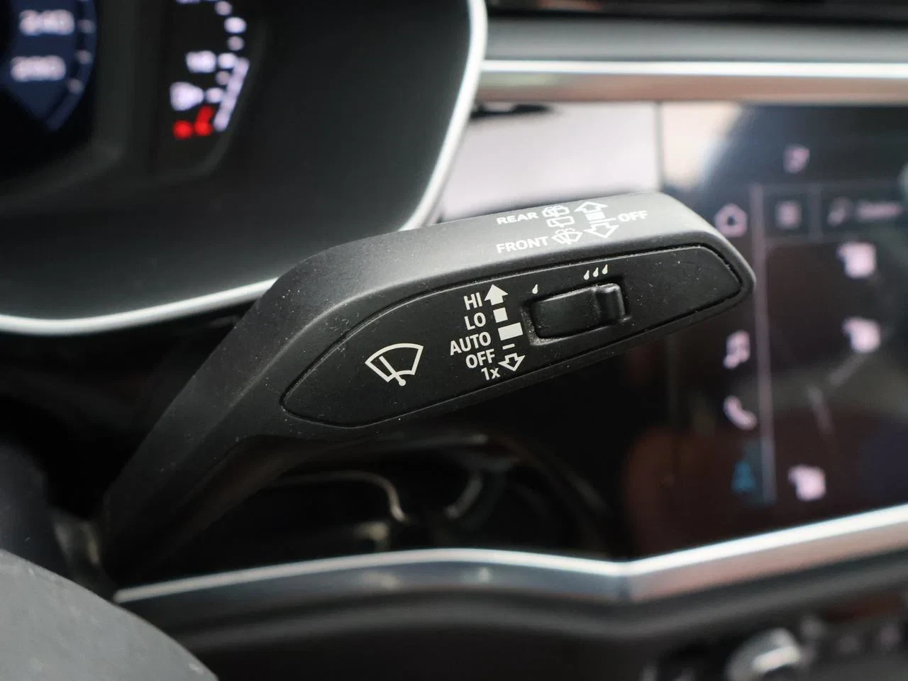Audi-Q3-image-13