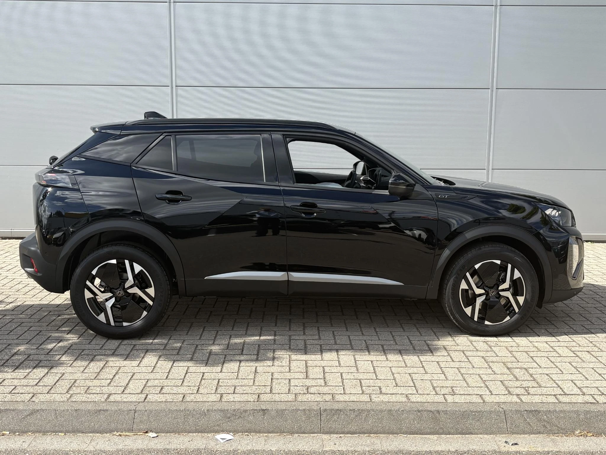 Peugeot-2008-image-6
