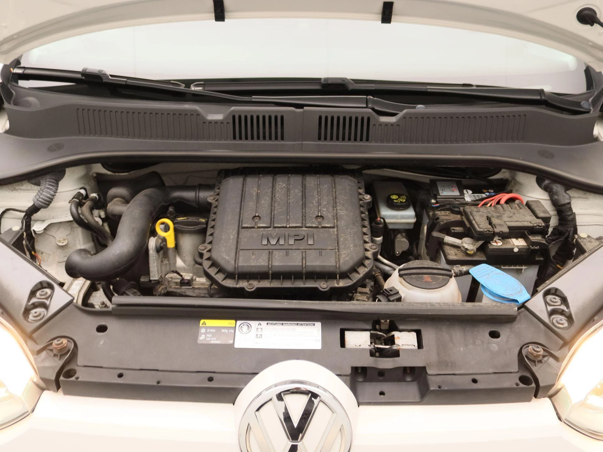 Volkswagen-up!-image-22